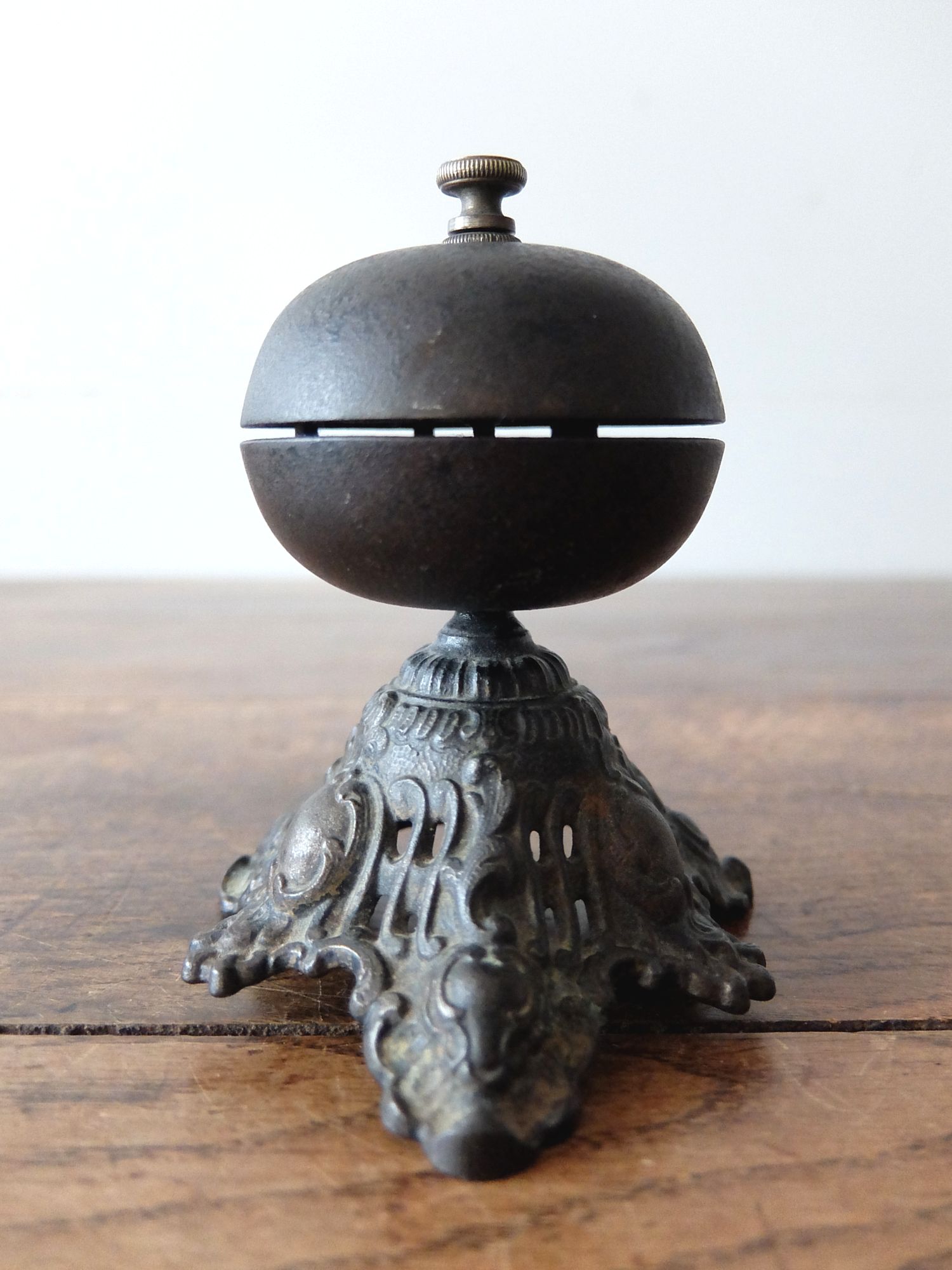 Counter Bell (A0222)