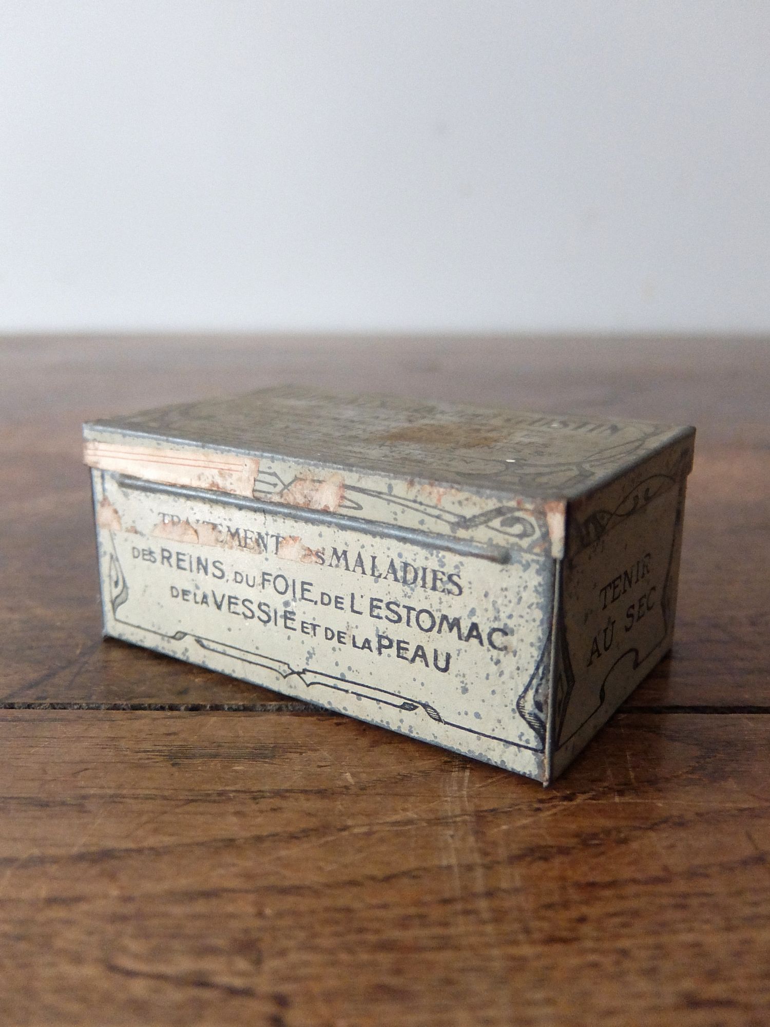 Pharmacy Tin Box (A0225)