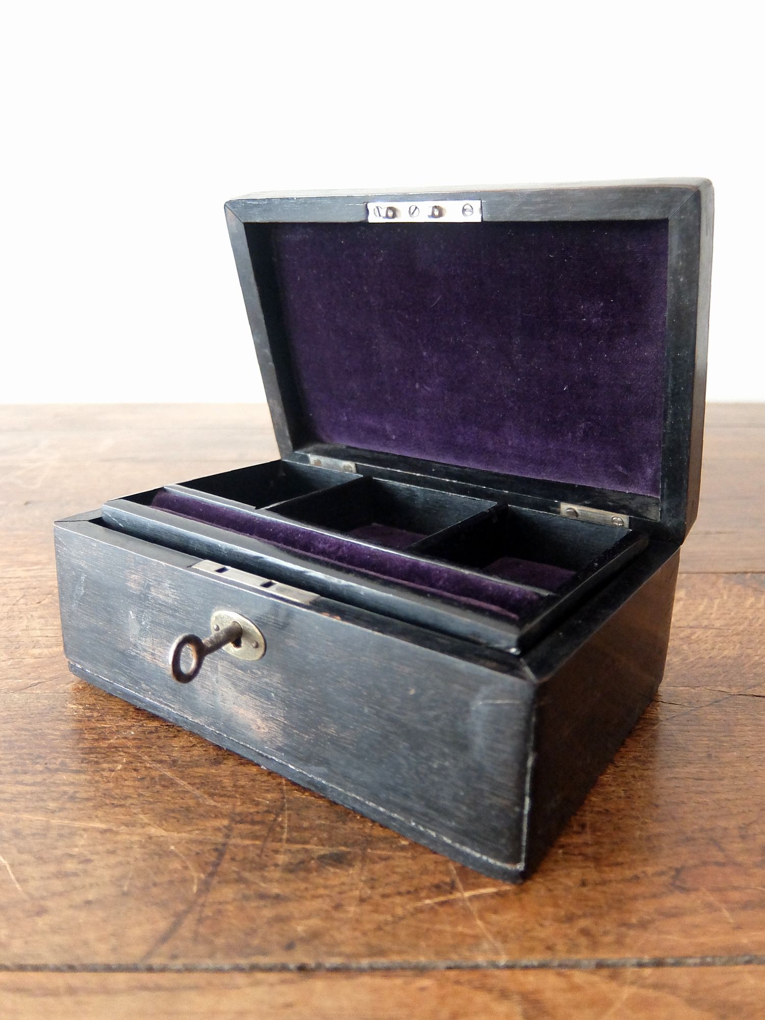 Antique Jewelry Case (A0125)