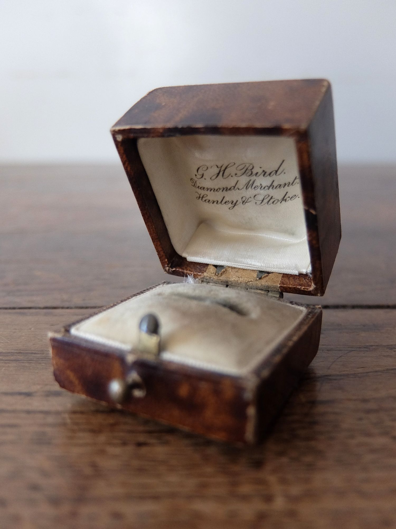 Antique Jewelry Box (A0226-06)