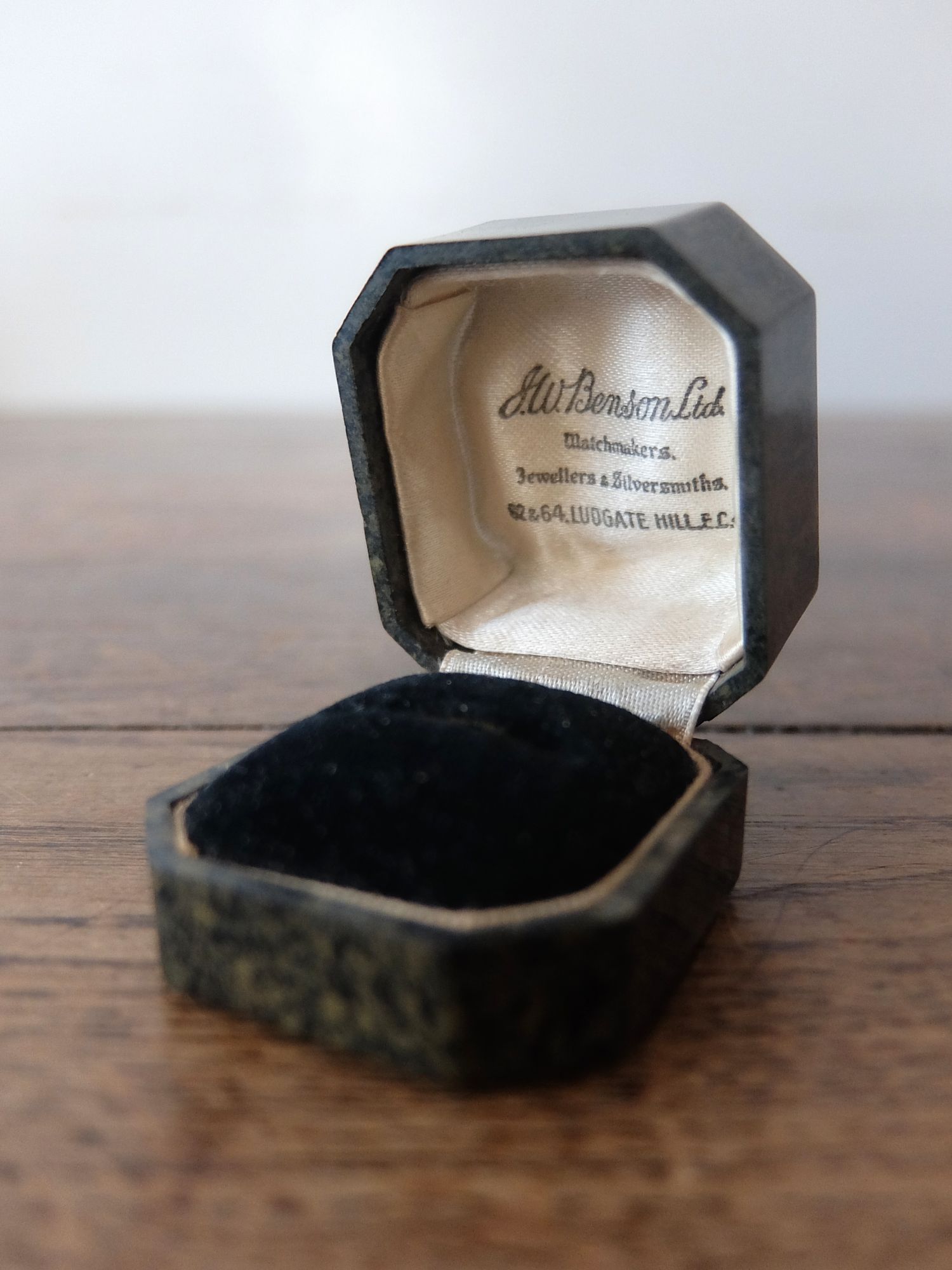 Antique Jewelry Box (A0226-04)