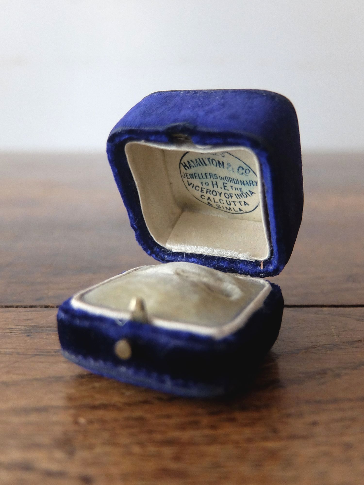 Antique Jewelry Box (B0524-02)