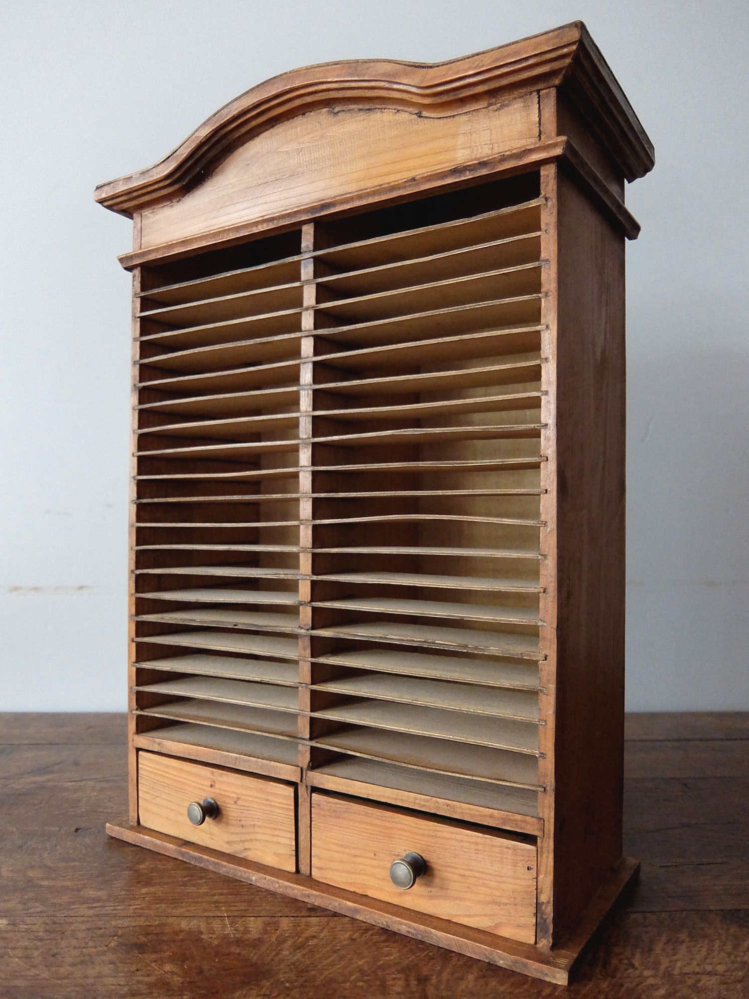 Letter Rack (A0121)