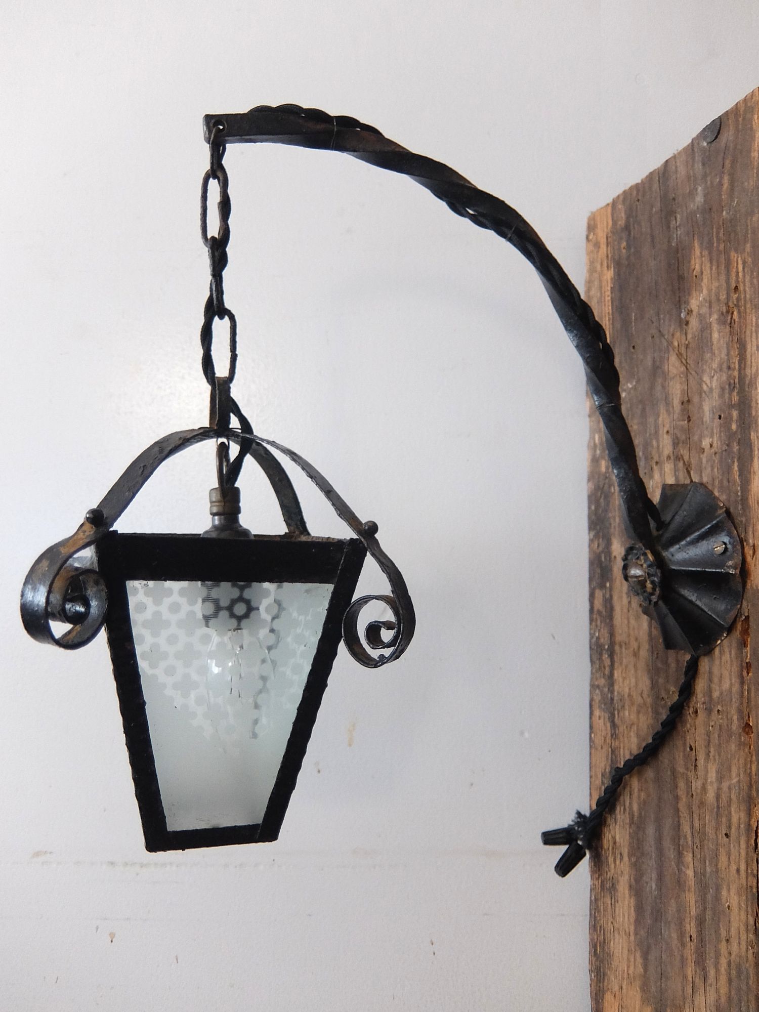 Bracket Lamp (A0924）