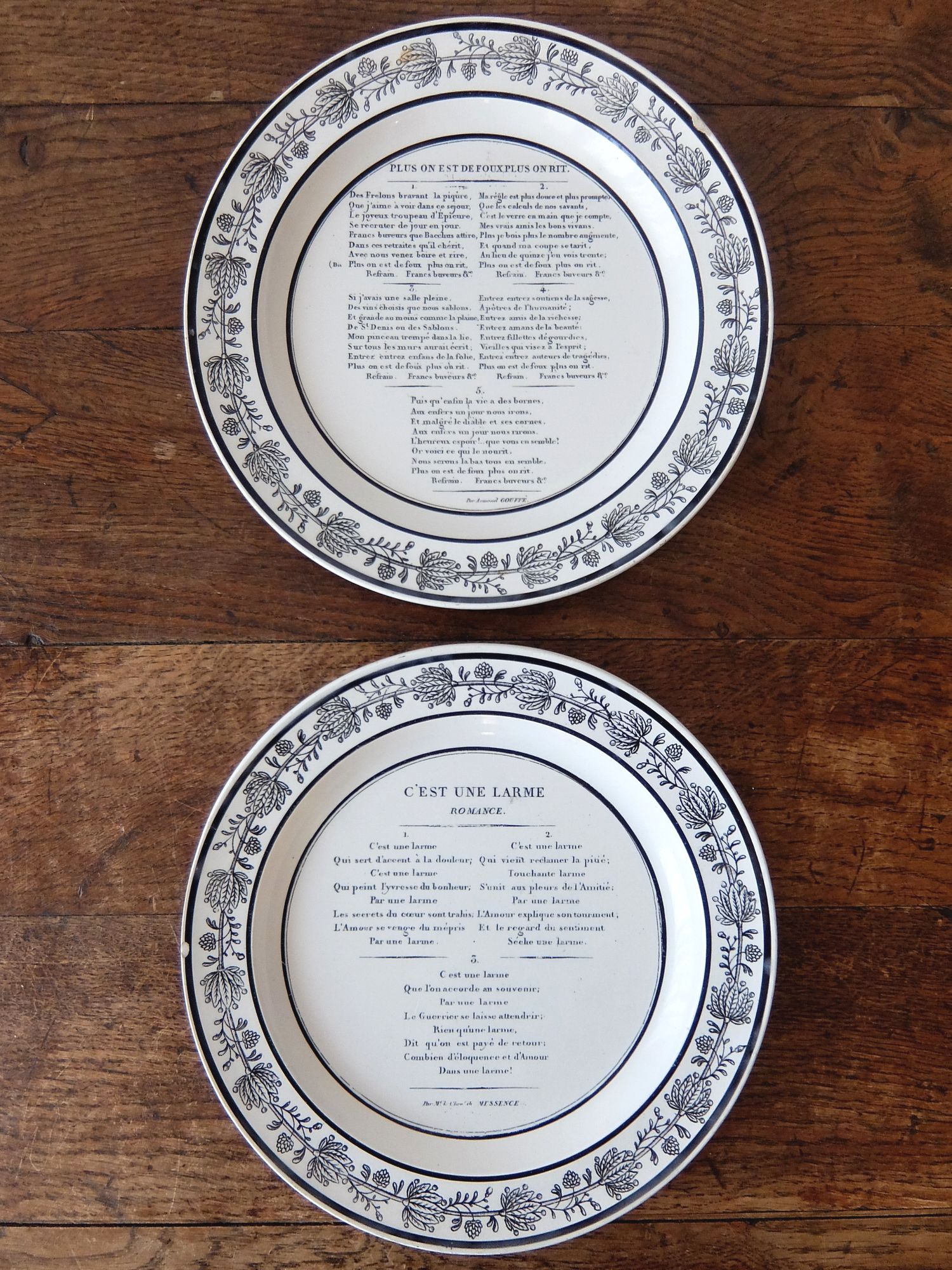 Choisy le Roi Chanson Plate (A0619)