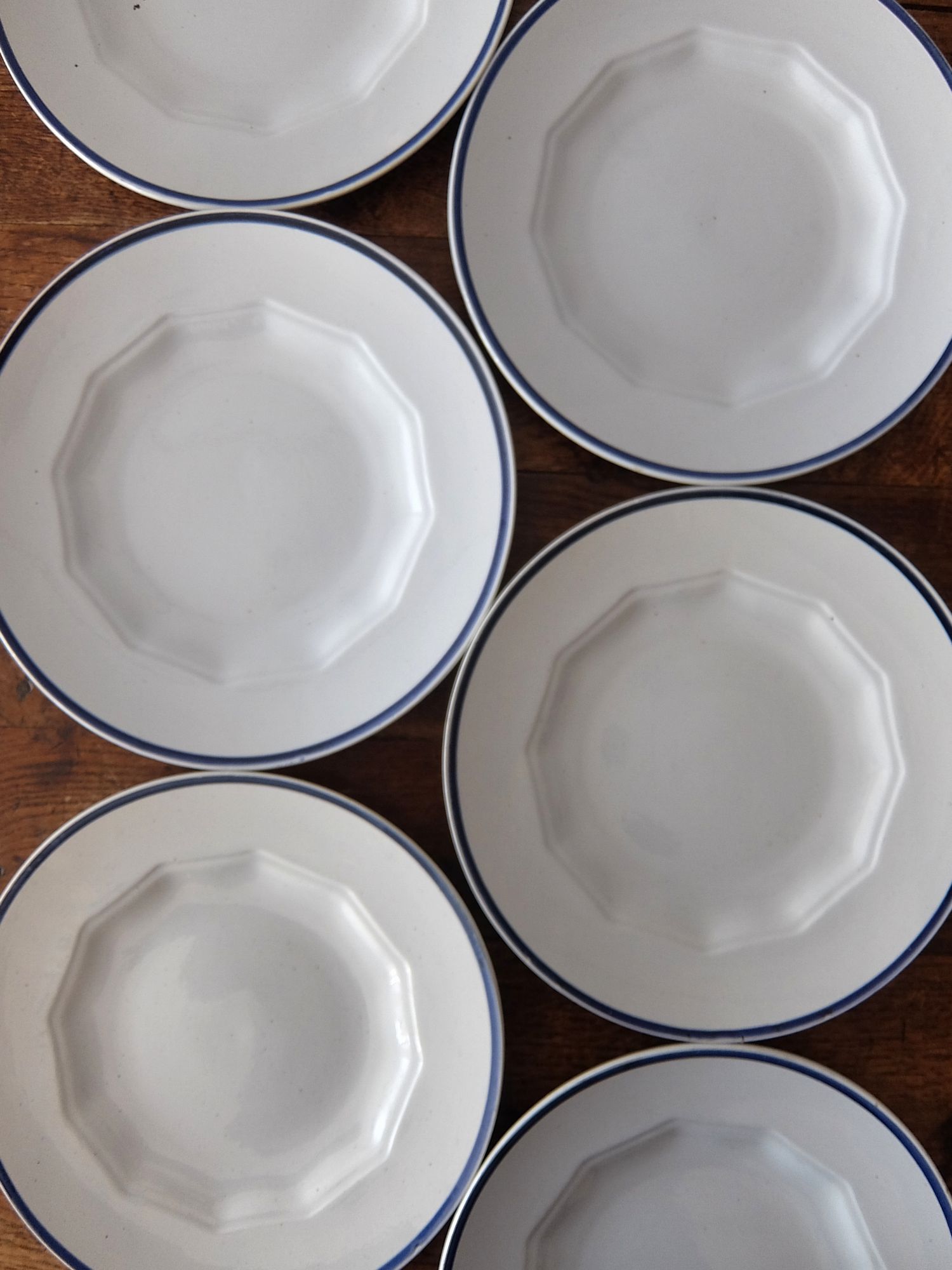 Creil et Montereau Blue Rim Plate (B0125)