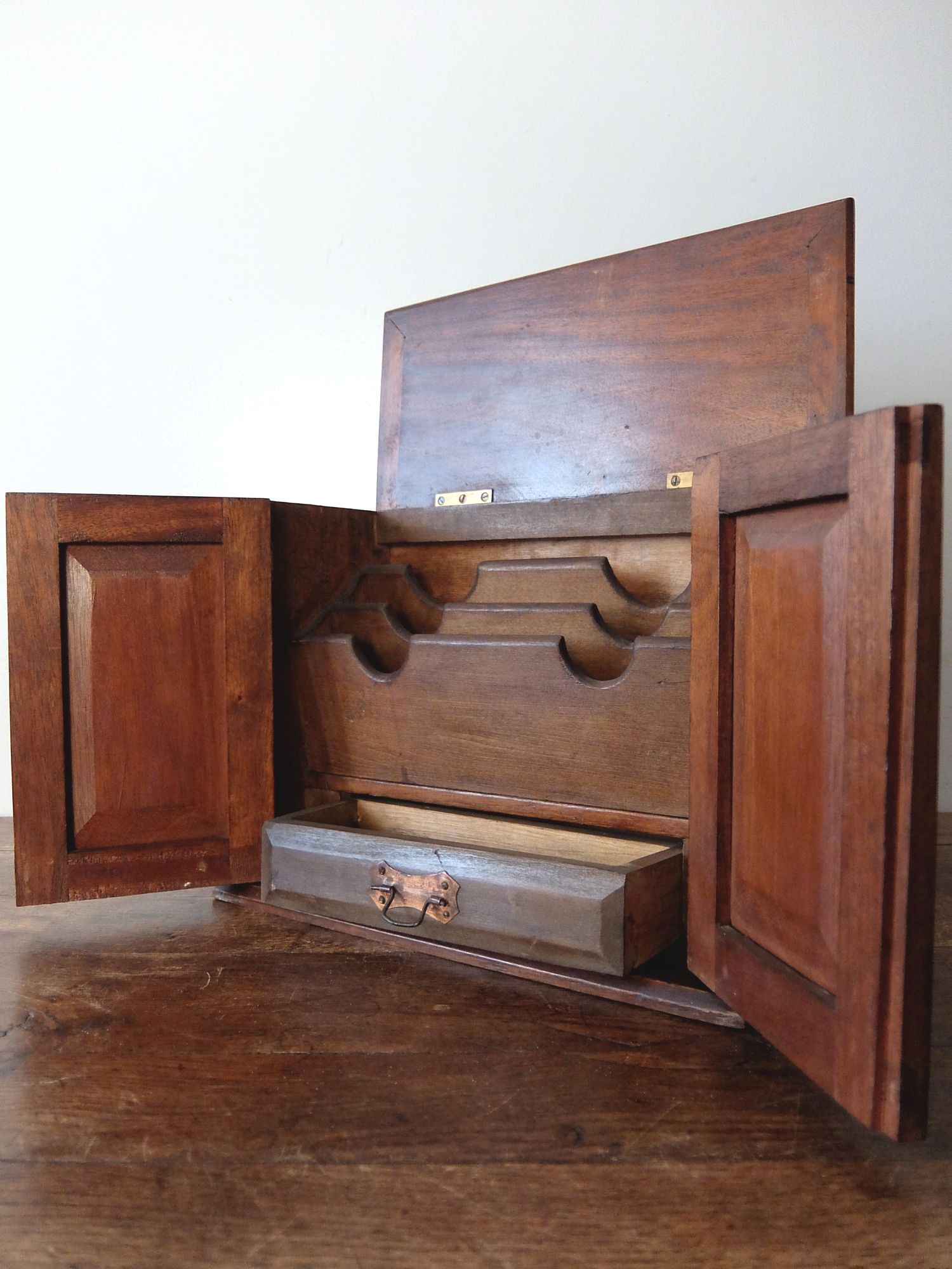 Stationary Cabinet (A0421)