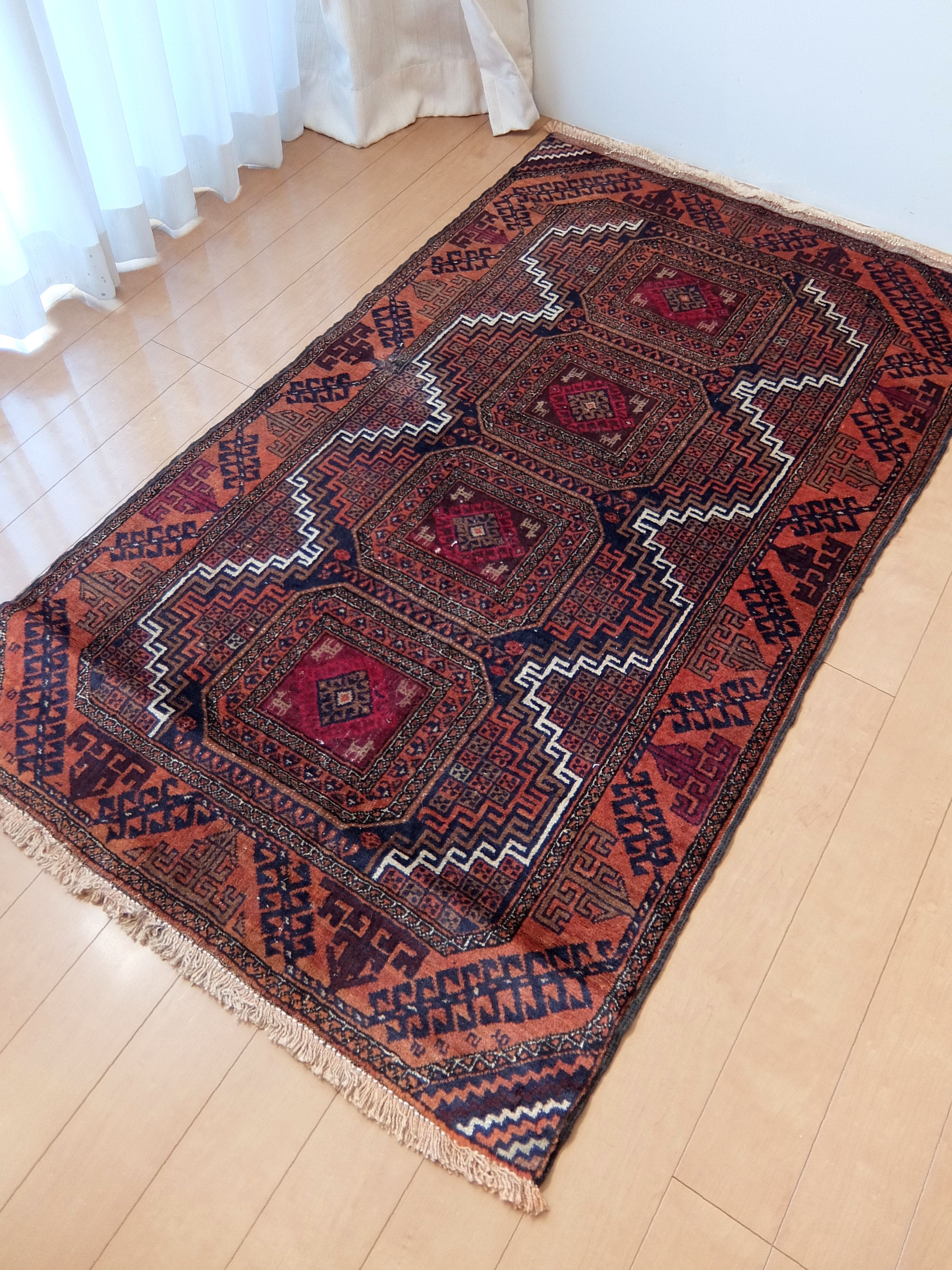 Antique Rug (A0121)