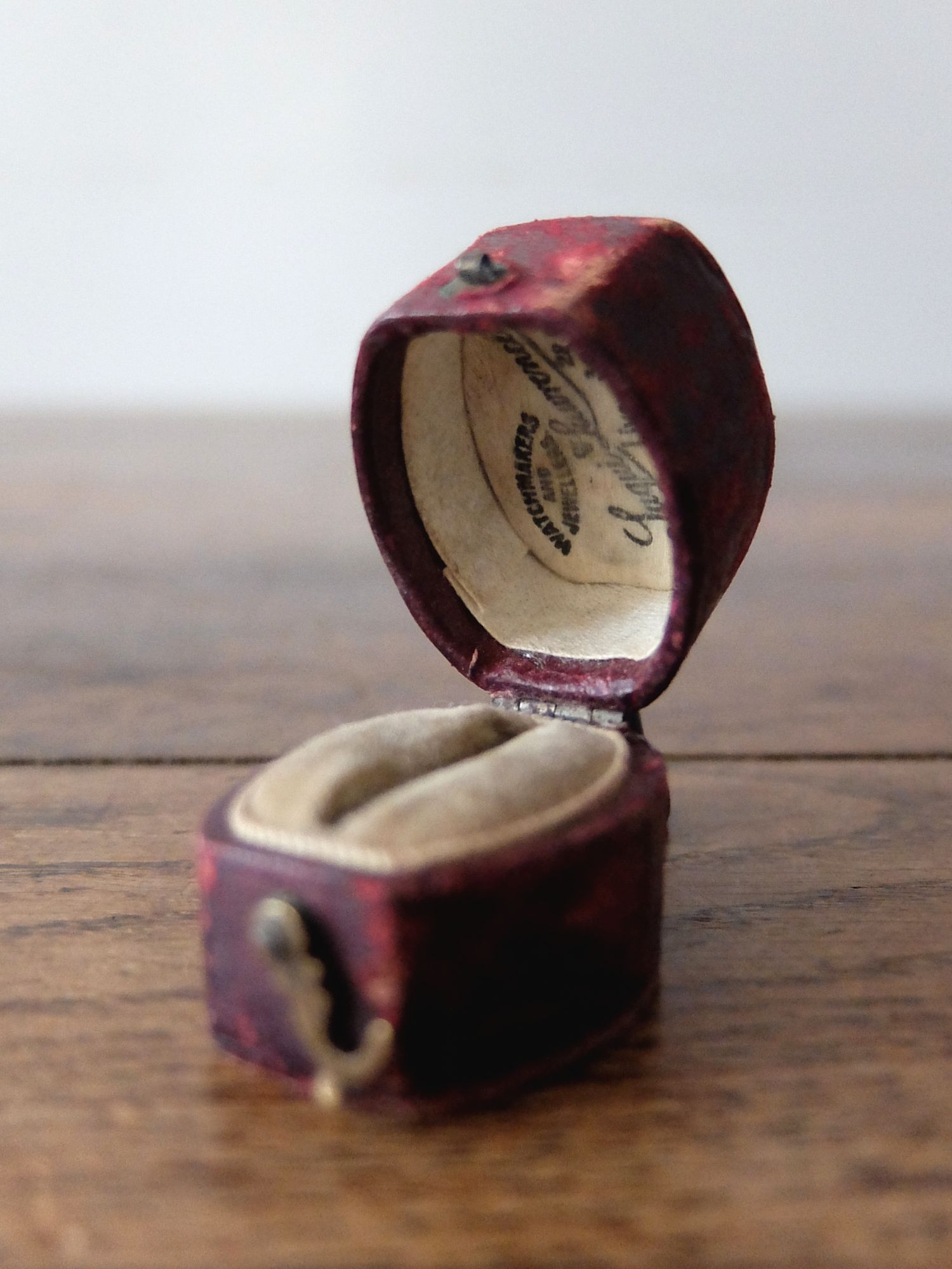 Antique Jewelry Box (A0520-01)