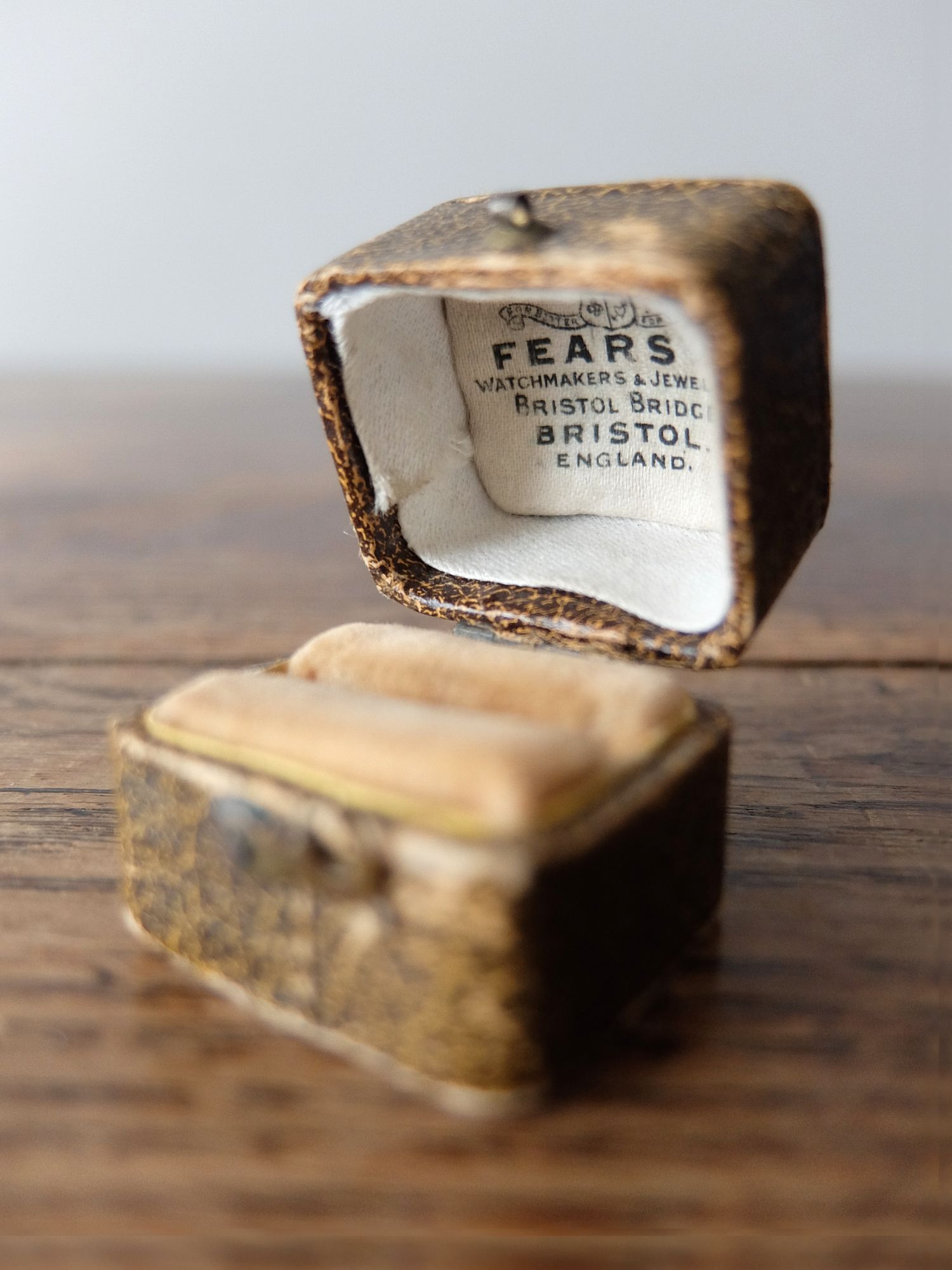 Antique Jewelry Box (B0218-04)