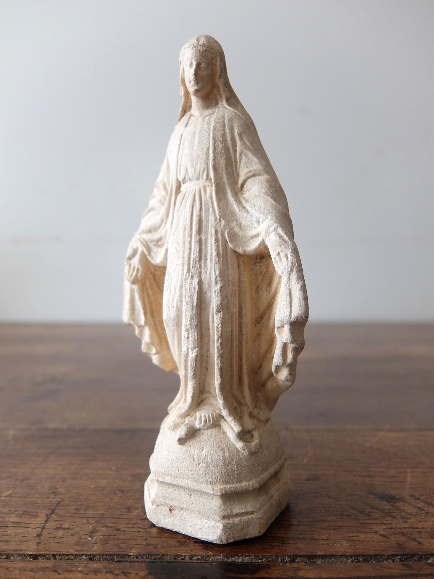 Maria (D0426-03)