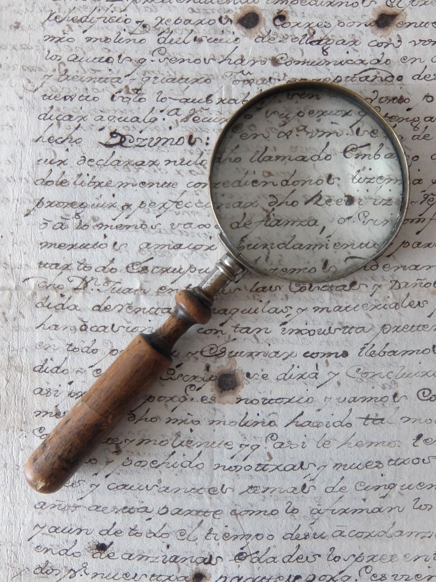 Magnifying Glass (A0426)