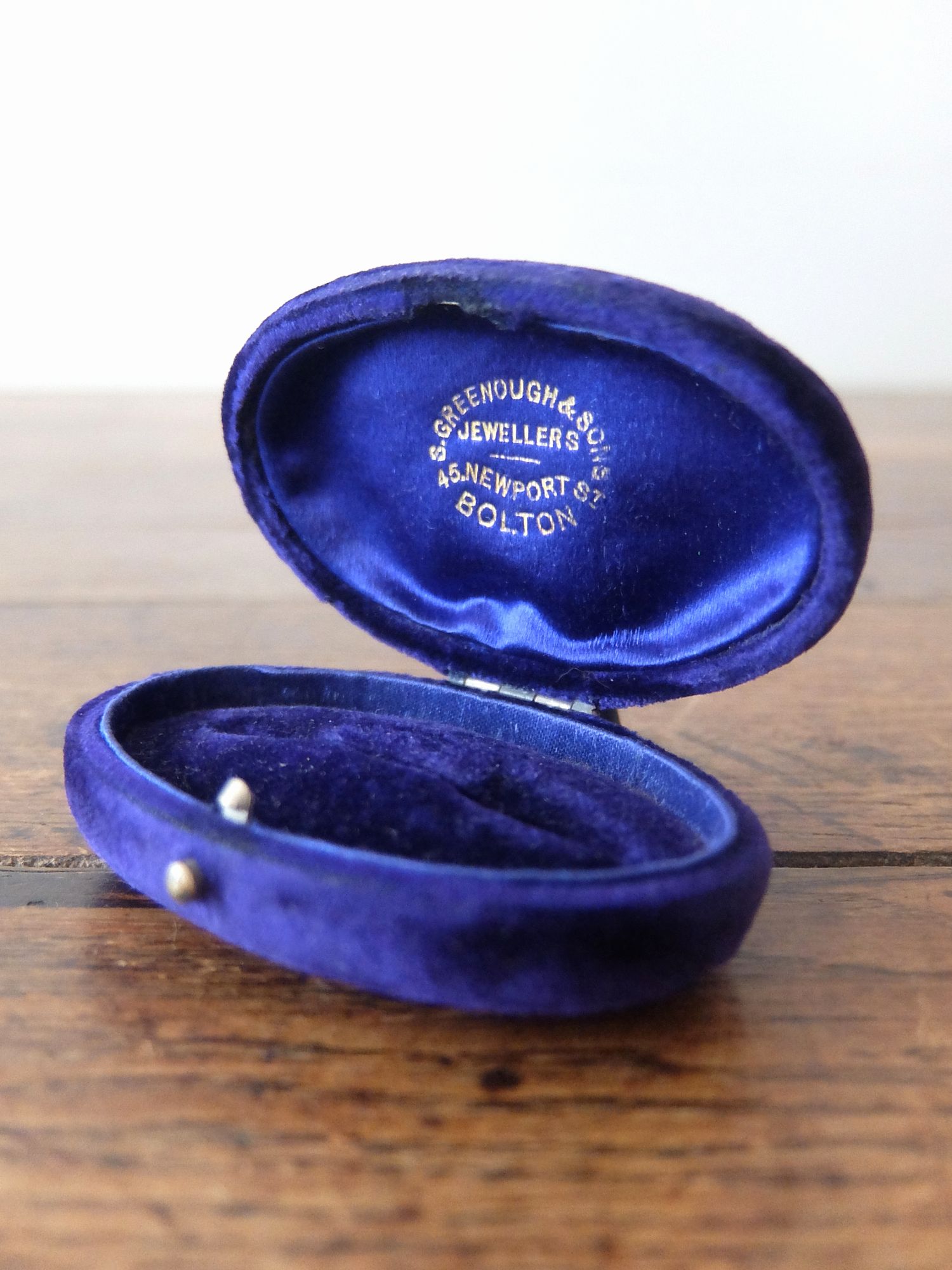 Antique Jewelry Box (A0526-02)
