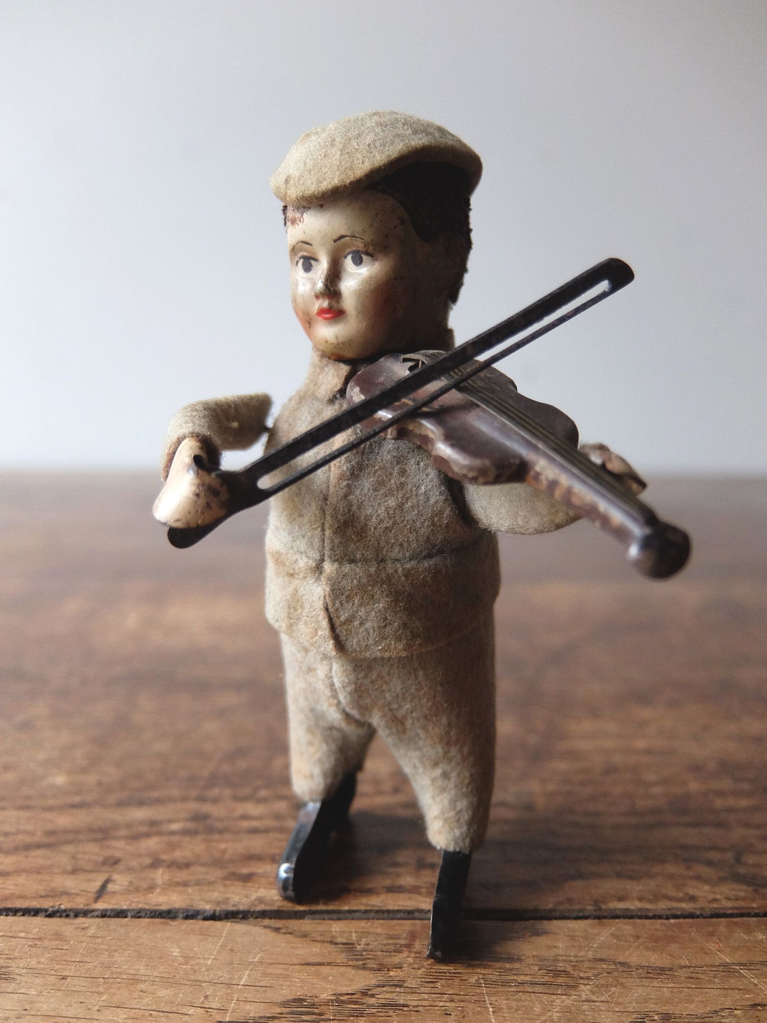 Automatical Doll (A0918)