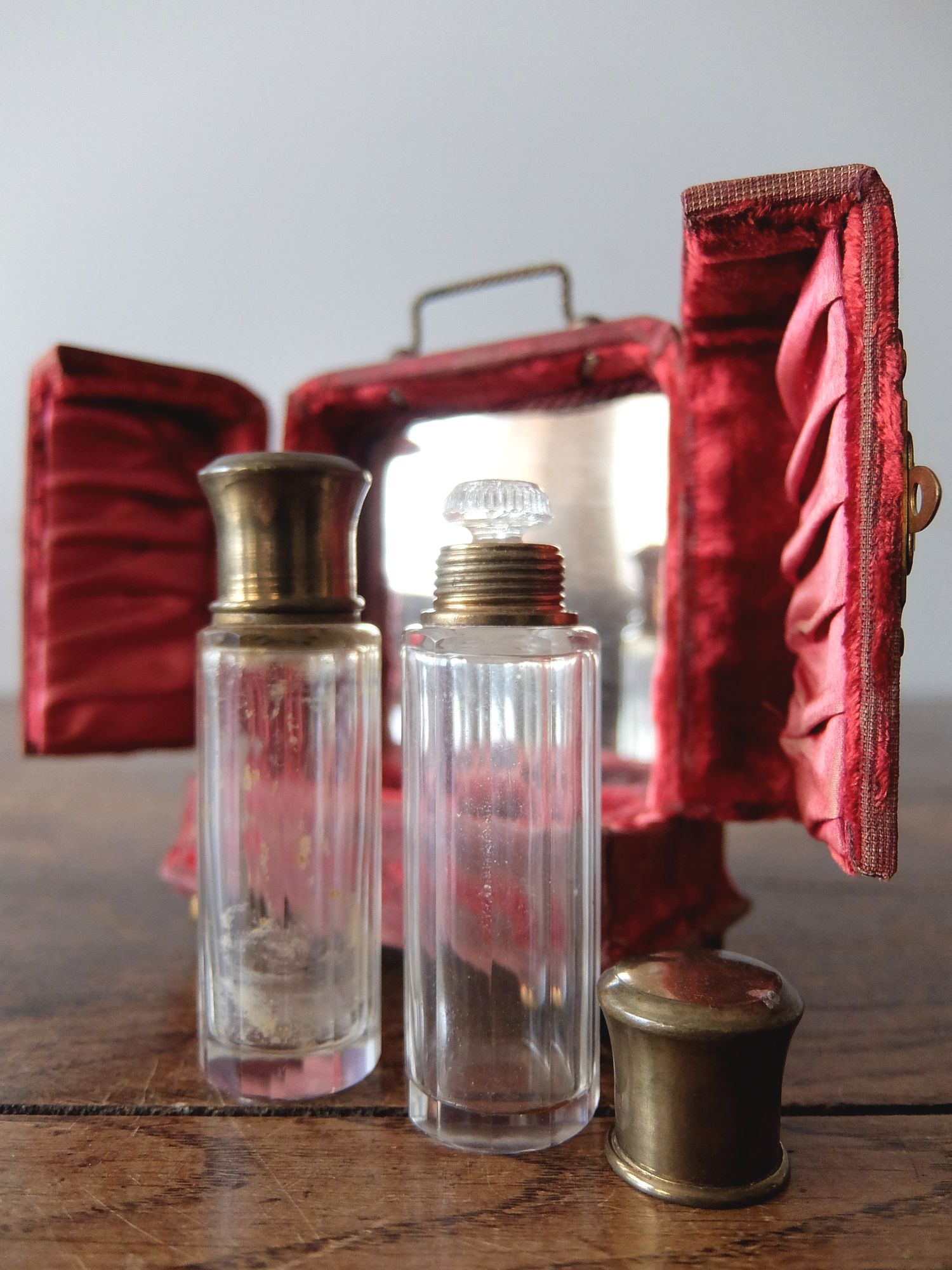 Perfume Bottles with Box (Z0720)