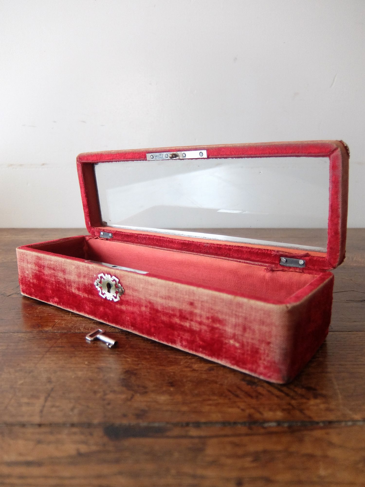 Antique Jewelry Case (A0525)