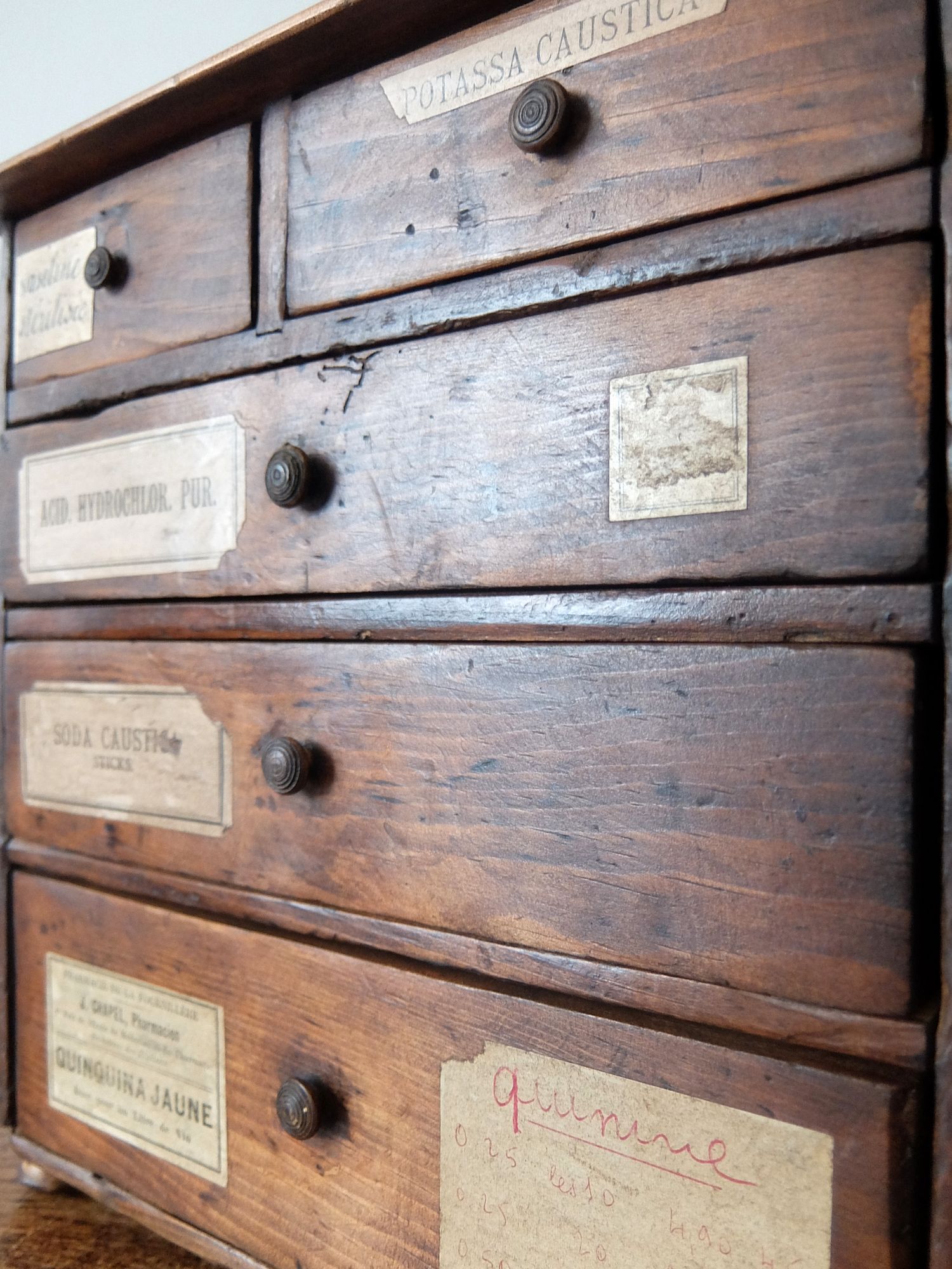 Apothecary Drawers (A0526)