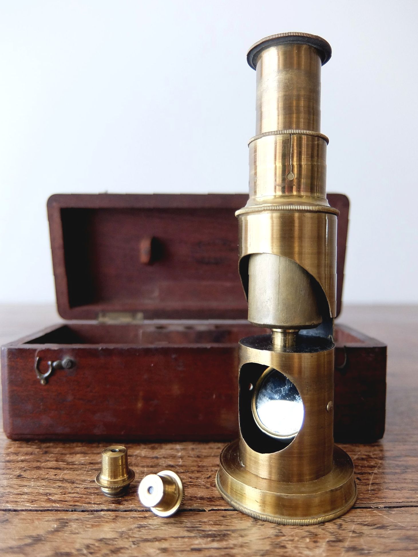 Microscope (A0417)