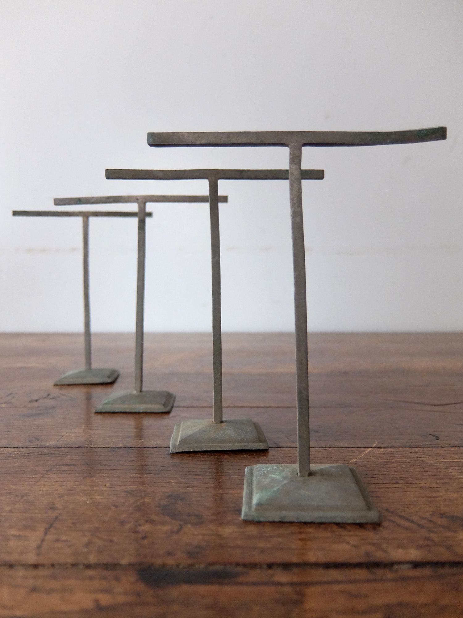 Display Stand (A0424)