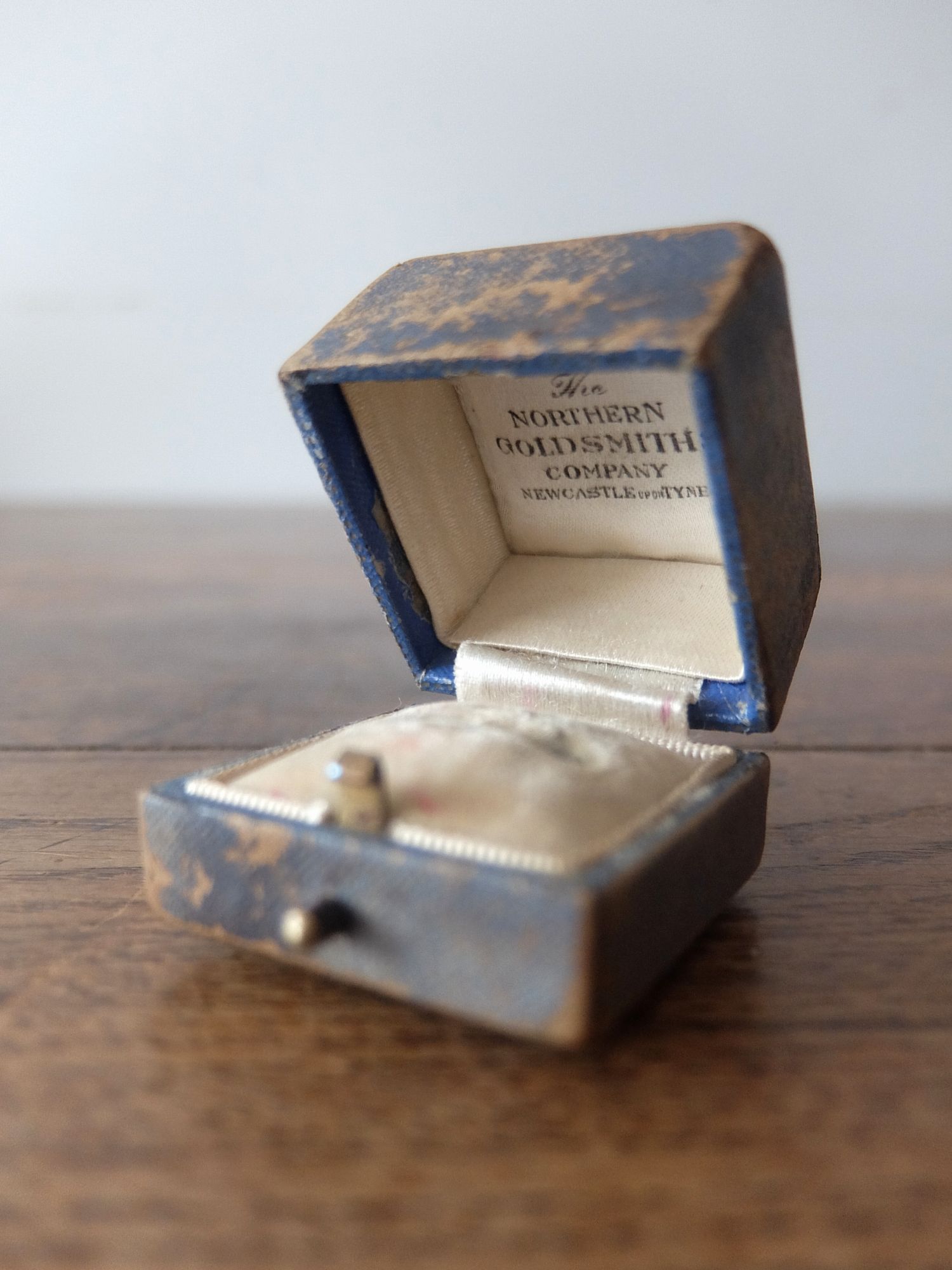 Antique Jewelry Box (B0526-10)