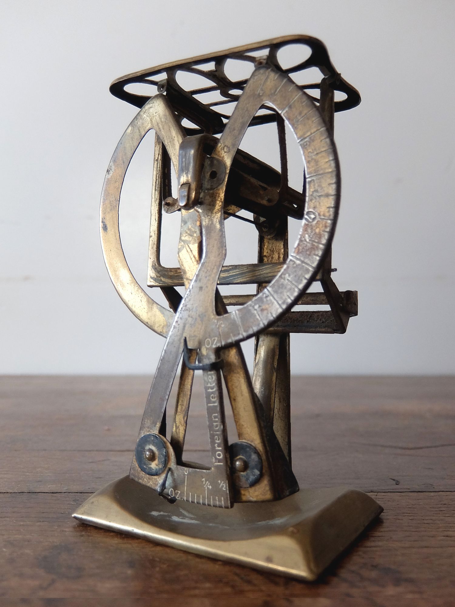 Letter Scale (A0124)
