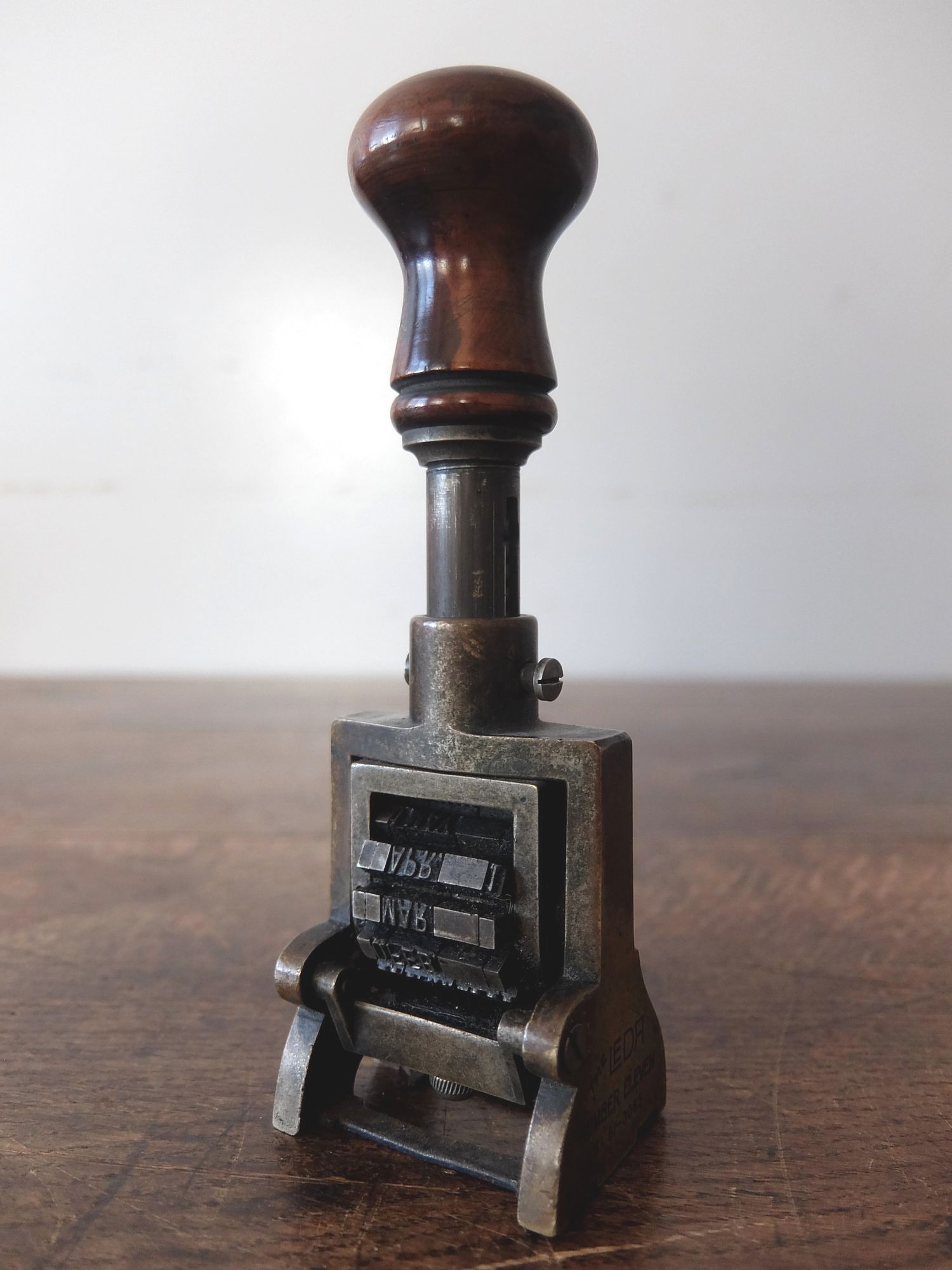Date Stamp (A0123)