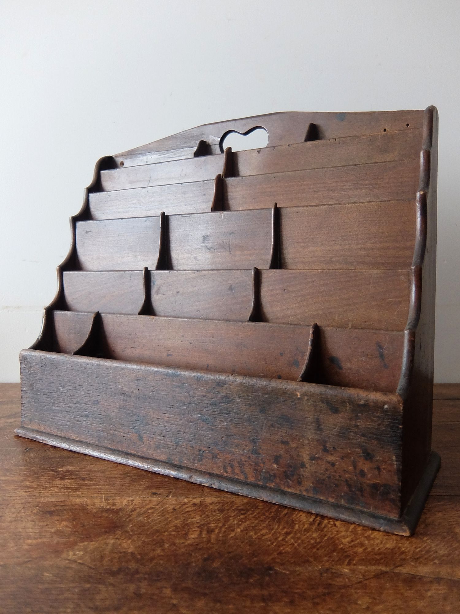 Letter Rack (A0625)