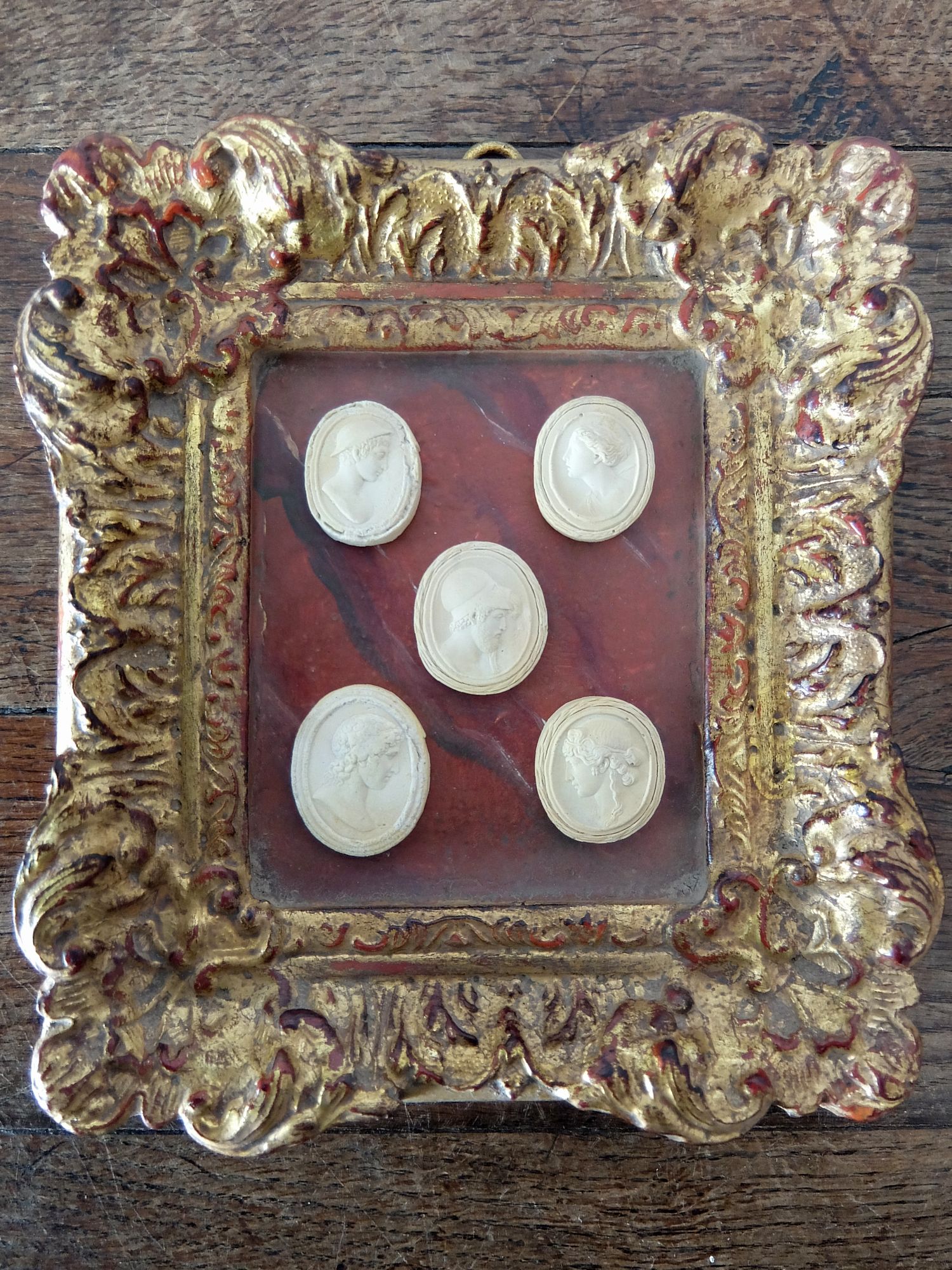 Frame with 5 Intaglios (A0316)