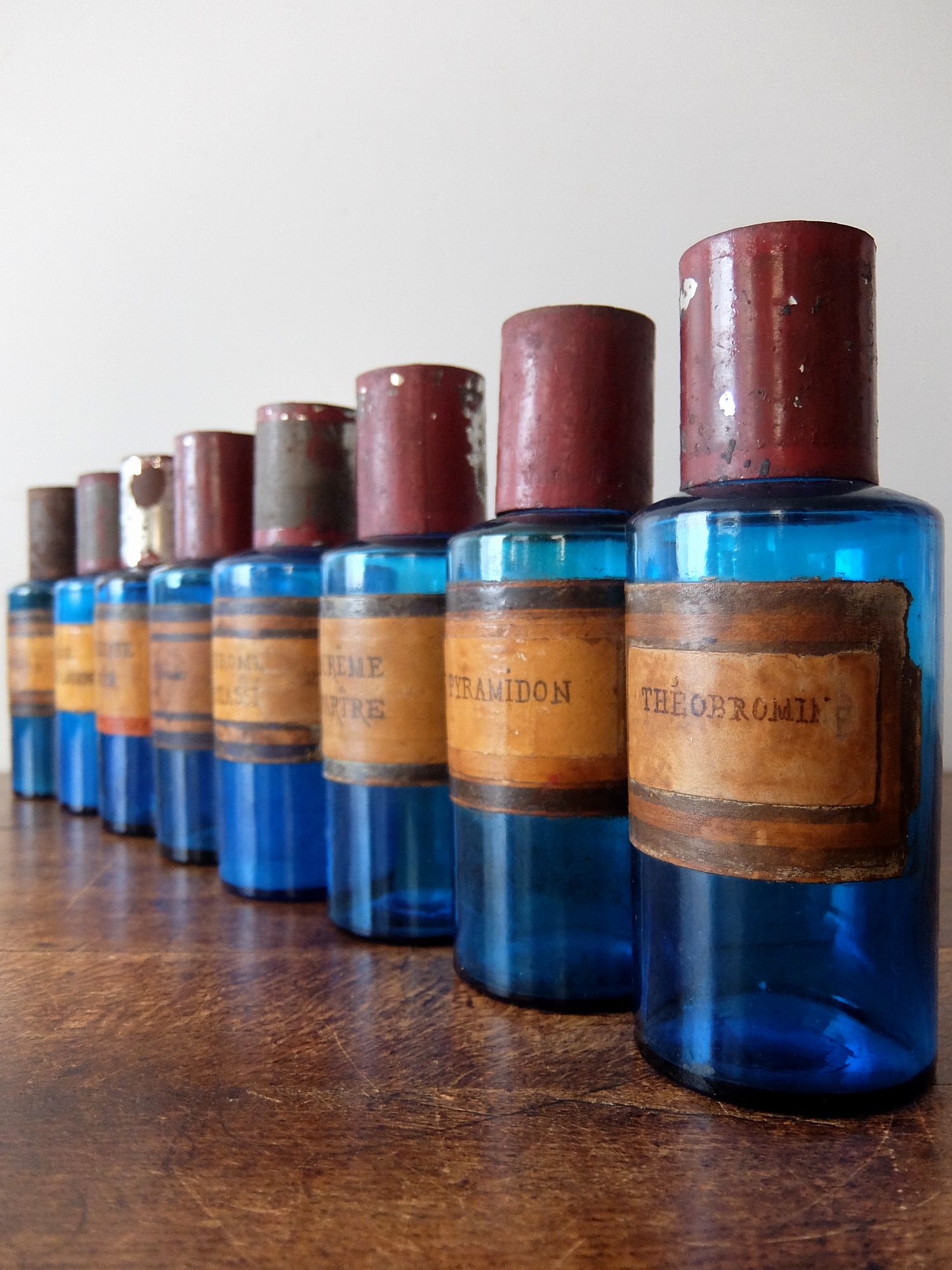 Medicine Bottle (C0525-01)