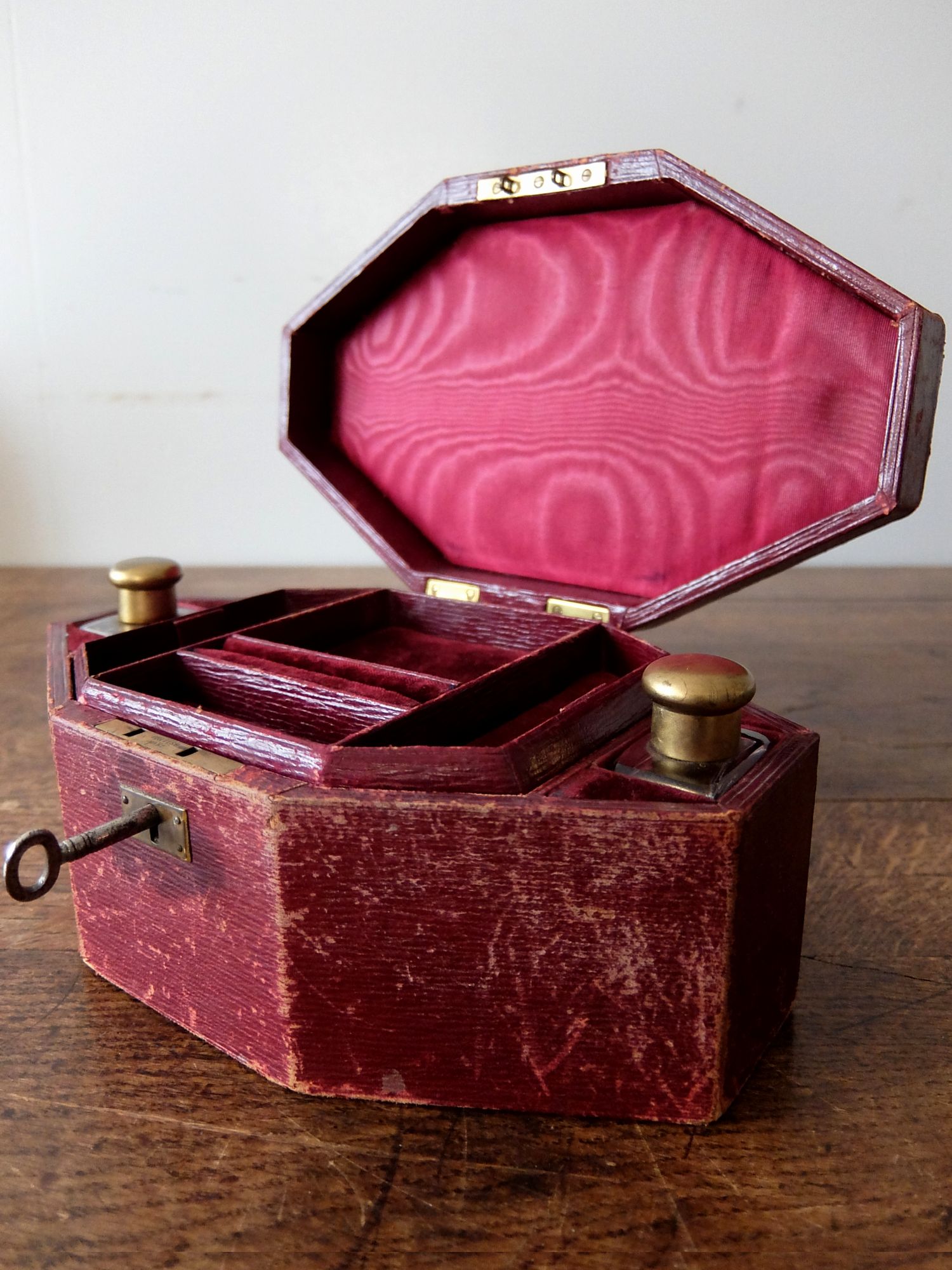 Antique Jewelry Case & Perfume Bottles (D0422)