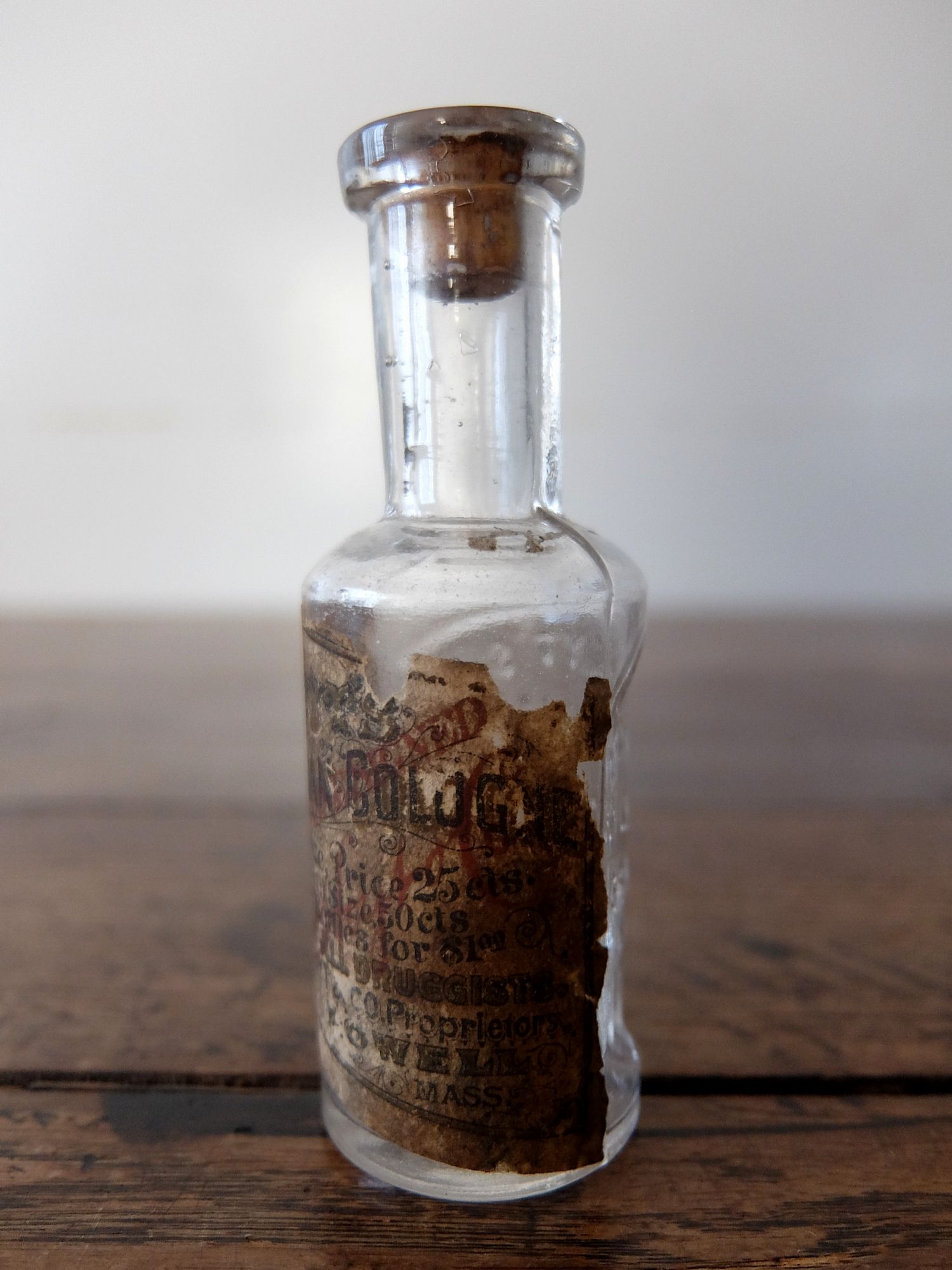 Perfume Bottle (A0321-01)