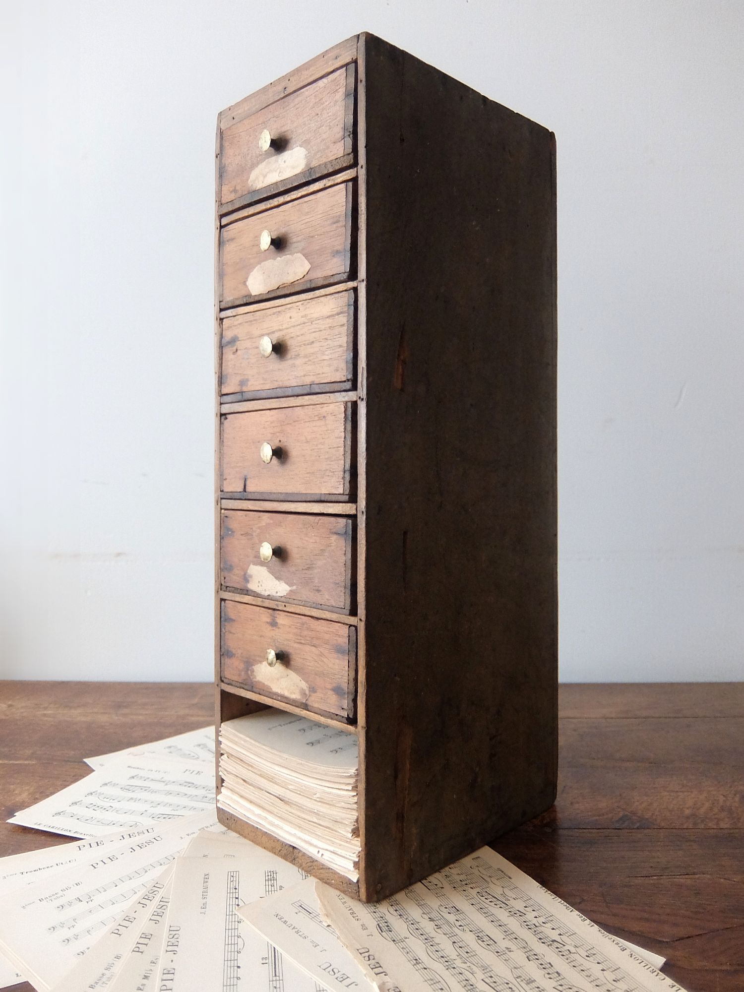Small Drawers with Sheet Music (A0525)