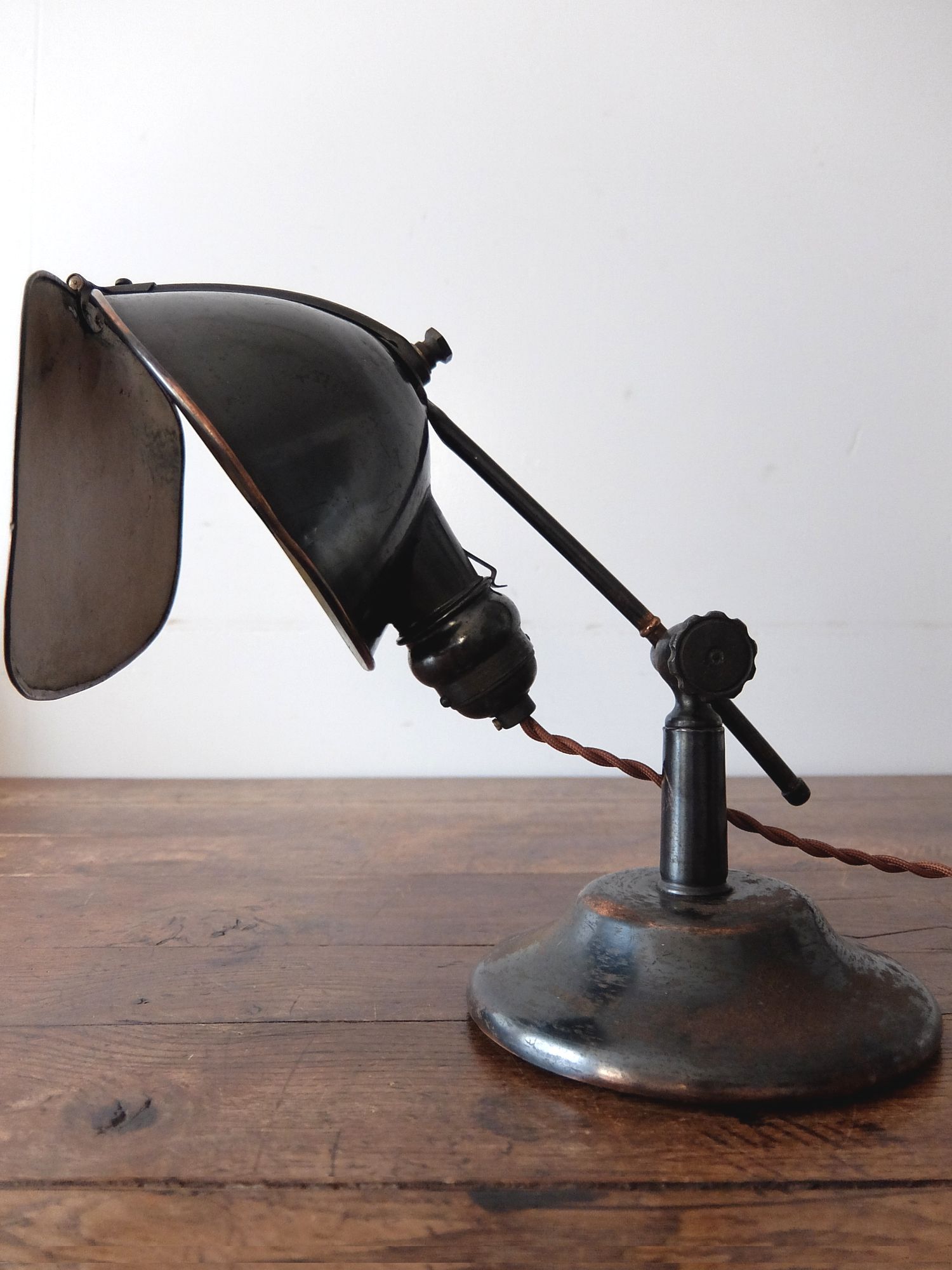 Lyhne Desk Lamp (A1221)