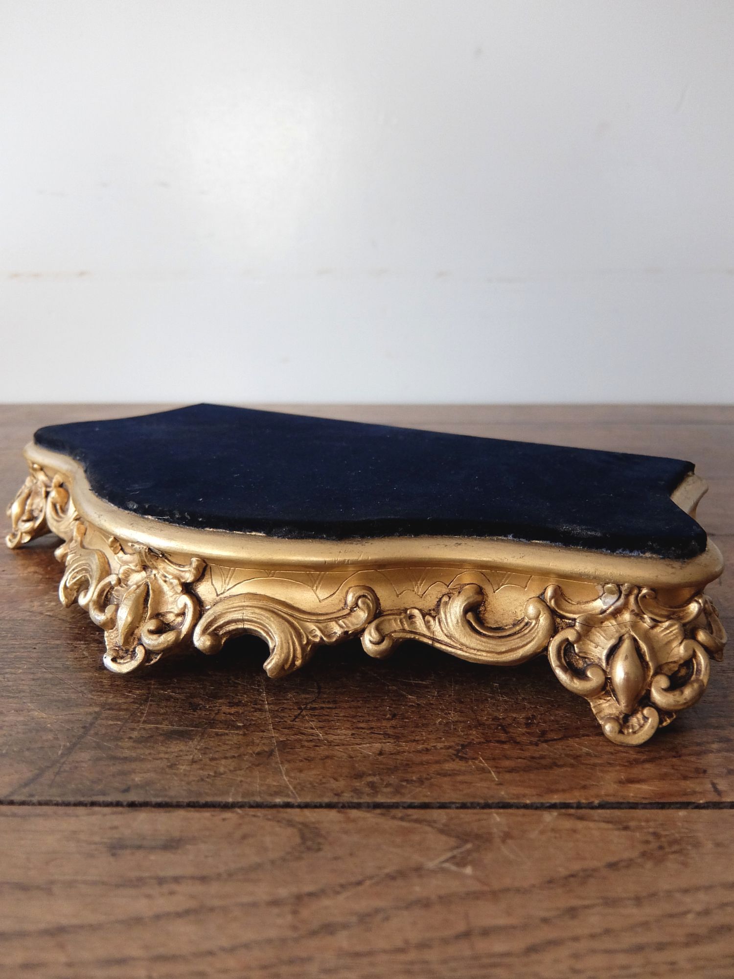Display Base (A0322)