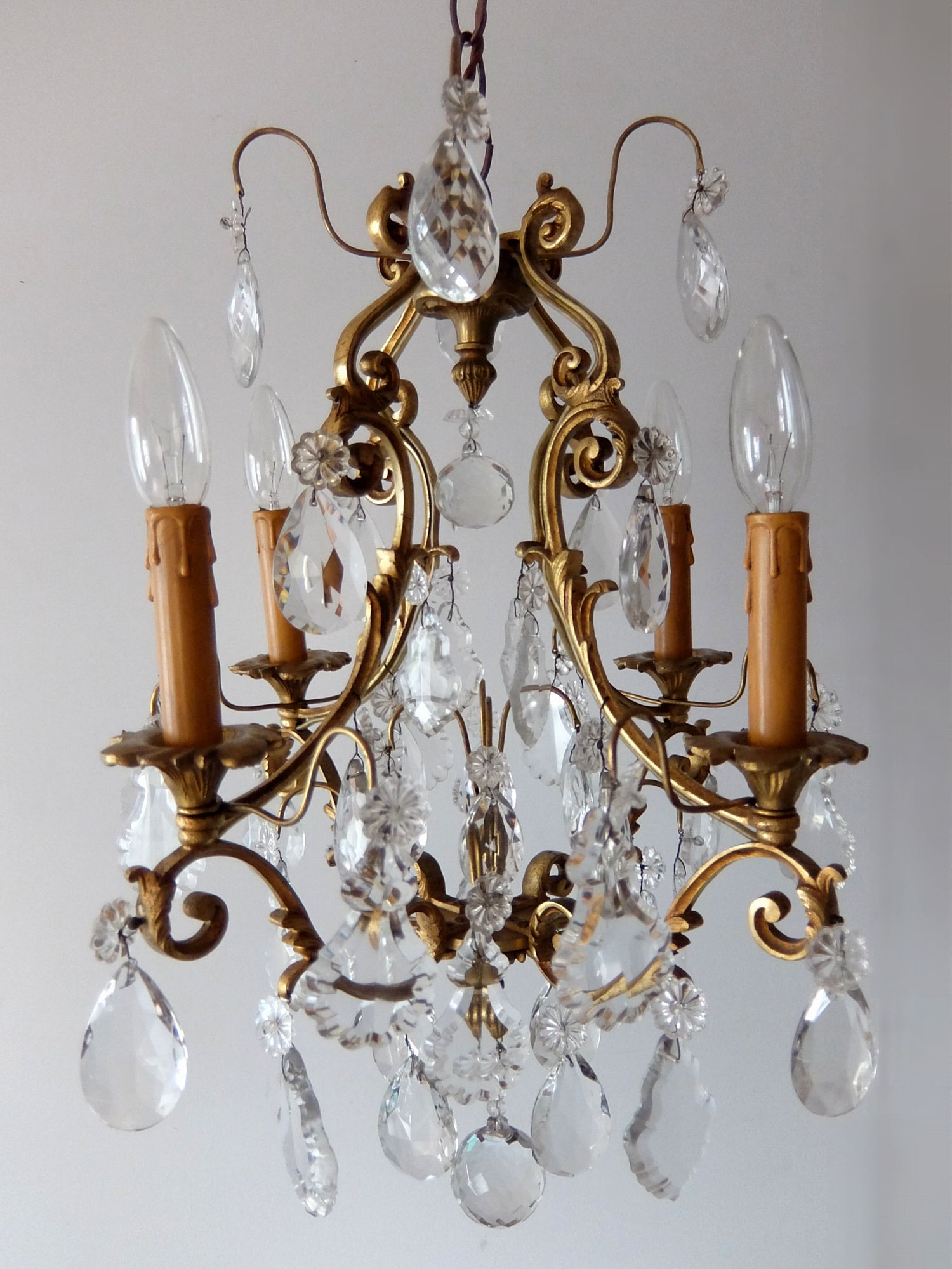 Chandelier (C0920)