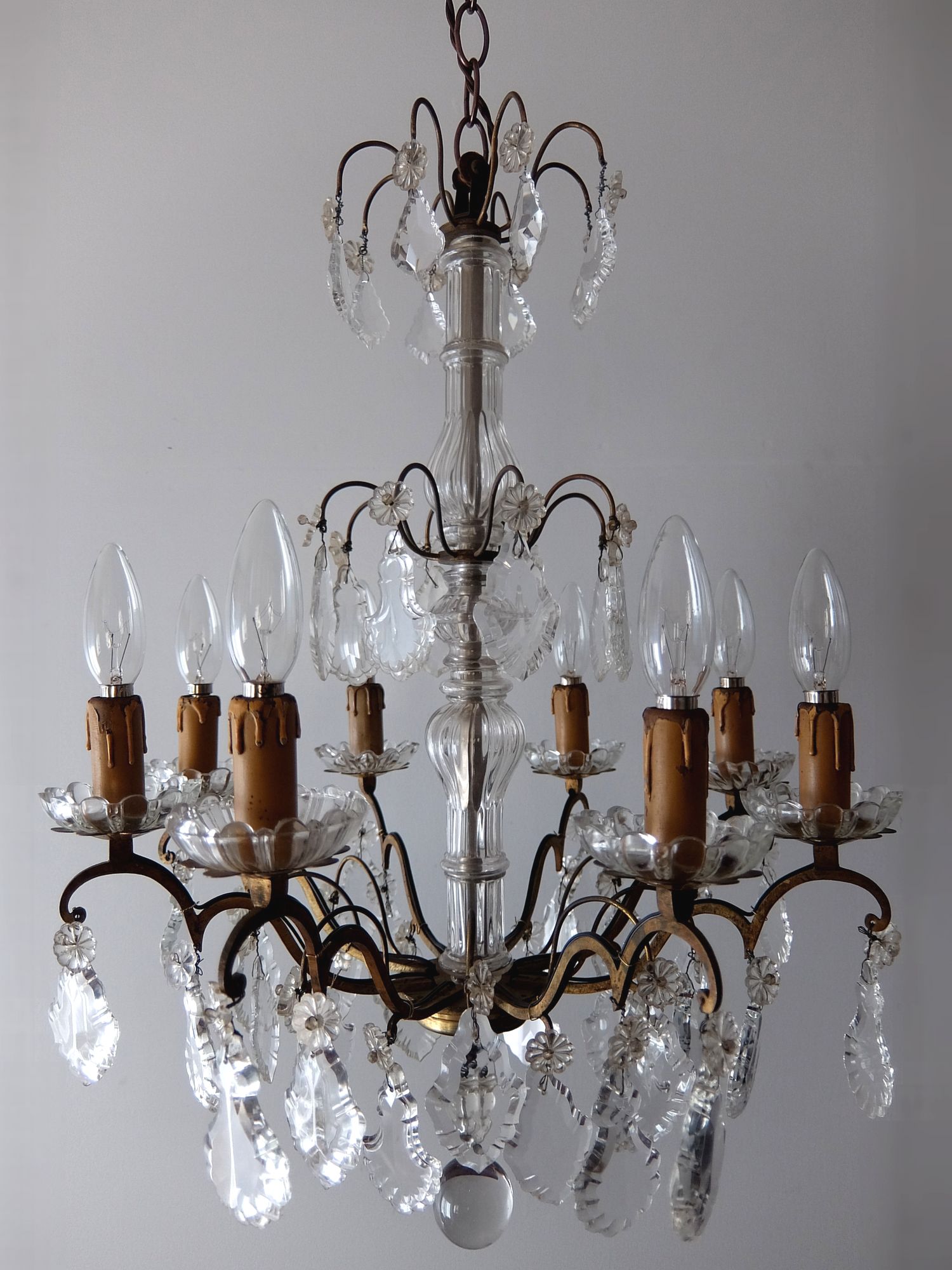 Chandelier (B0916)