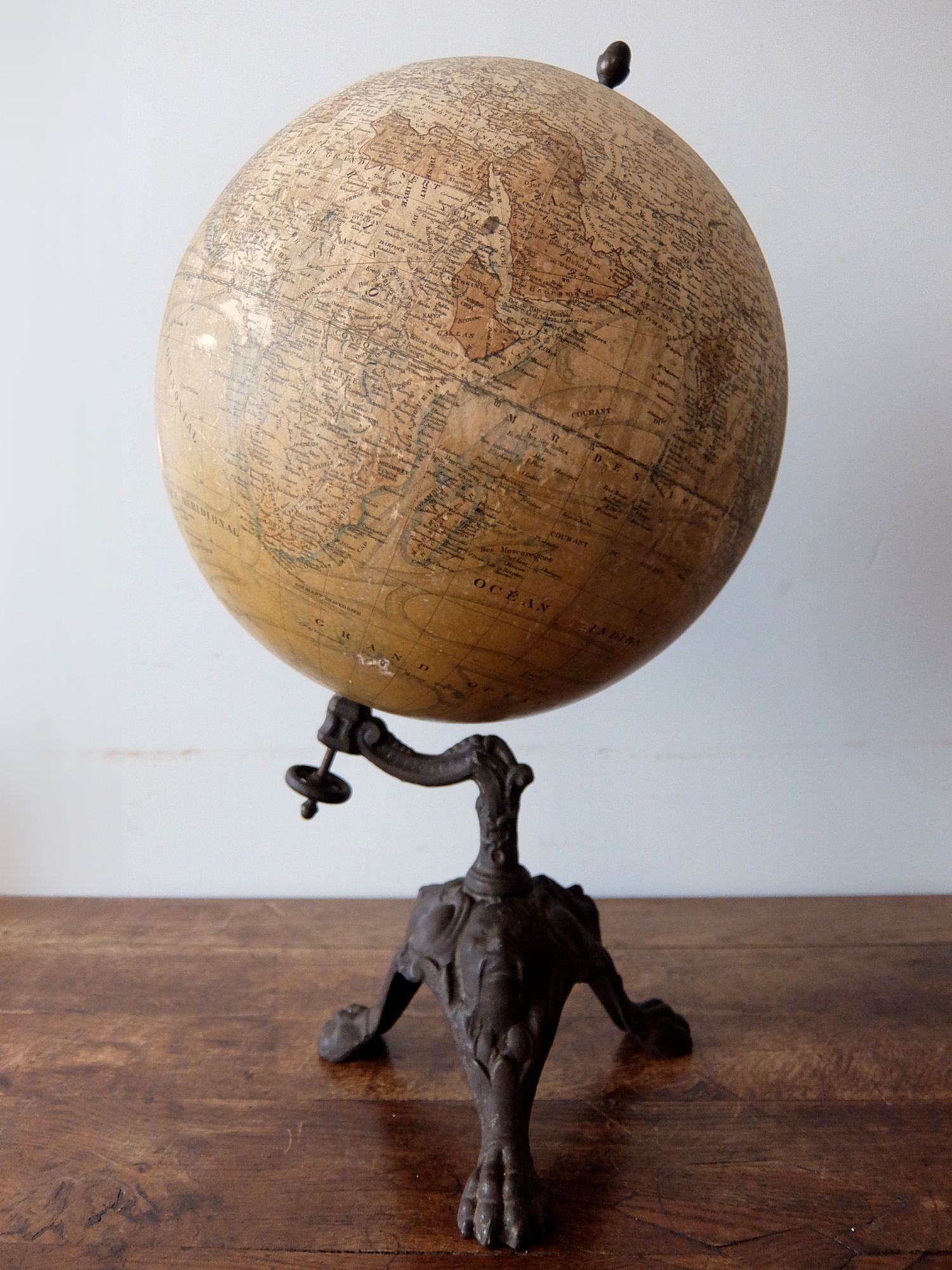 Terrestrial Globe (B0621)