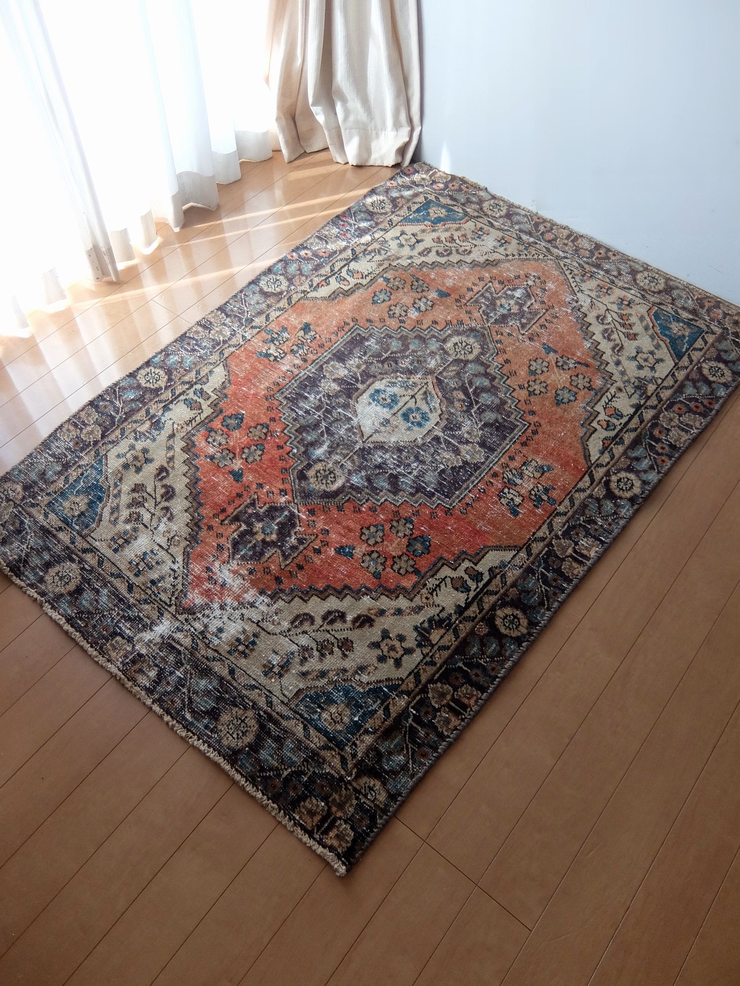 Antique Rug (D0224)