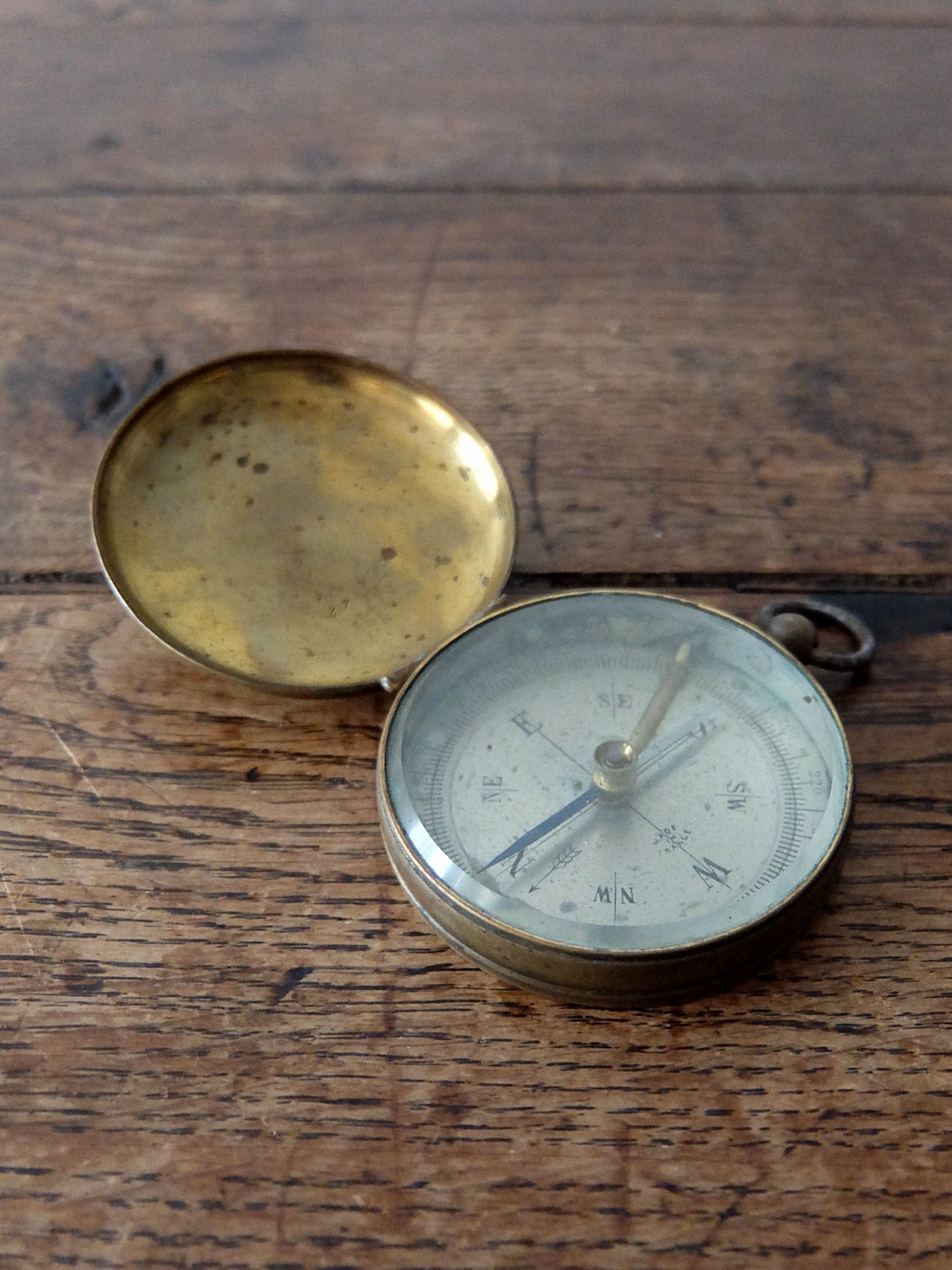 Brass Compass (A0121)