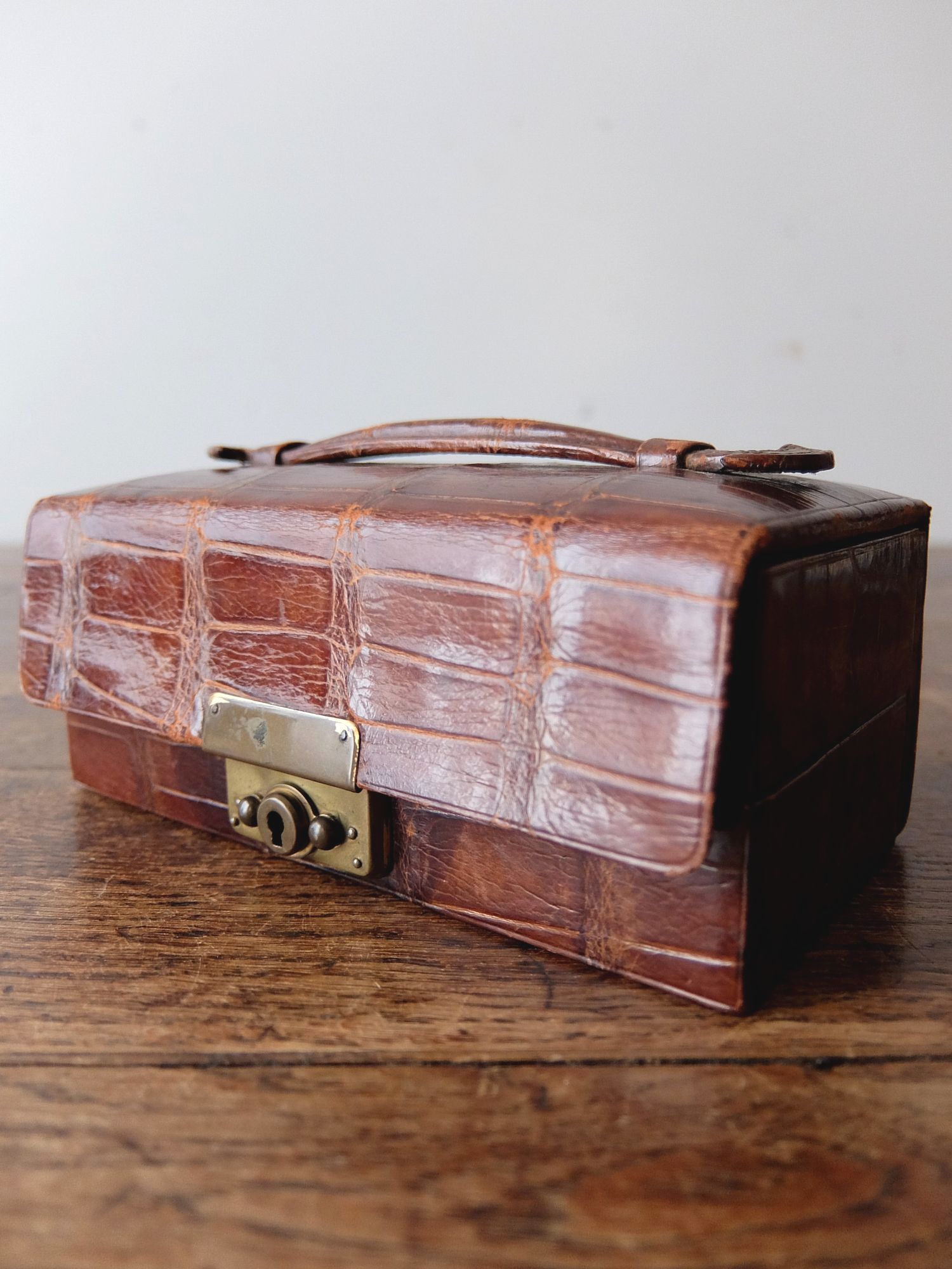 Antique Jewelry Case (B0619)