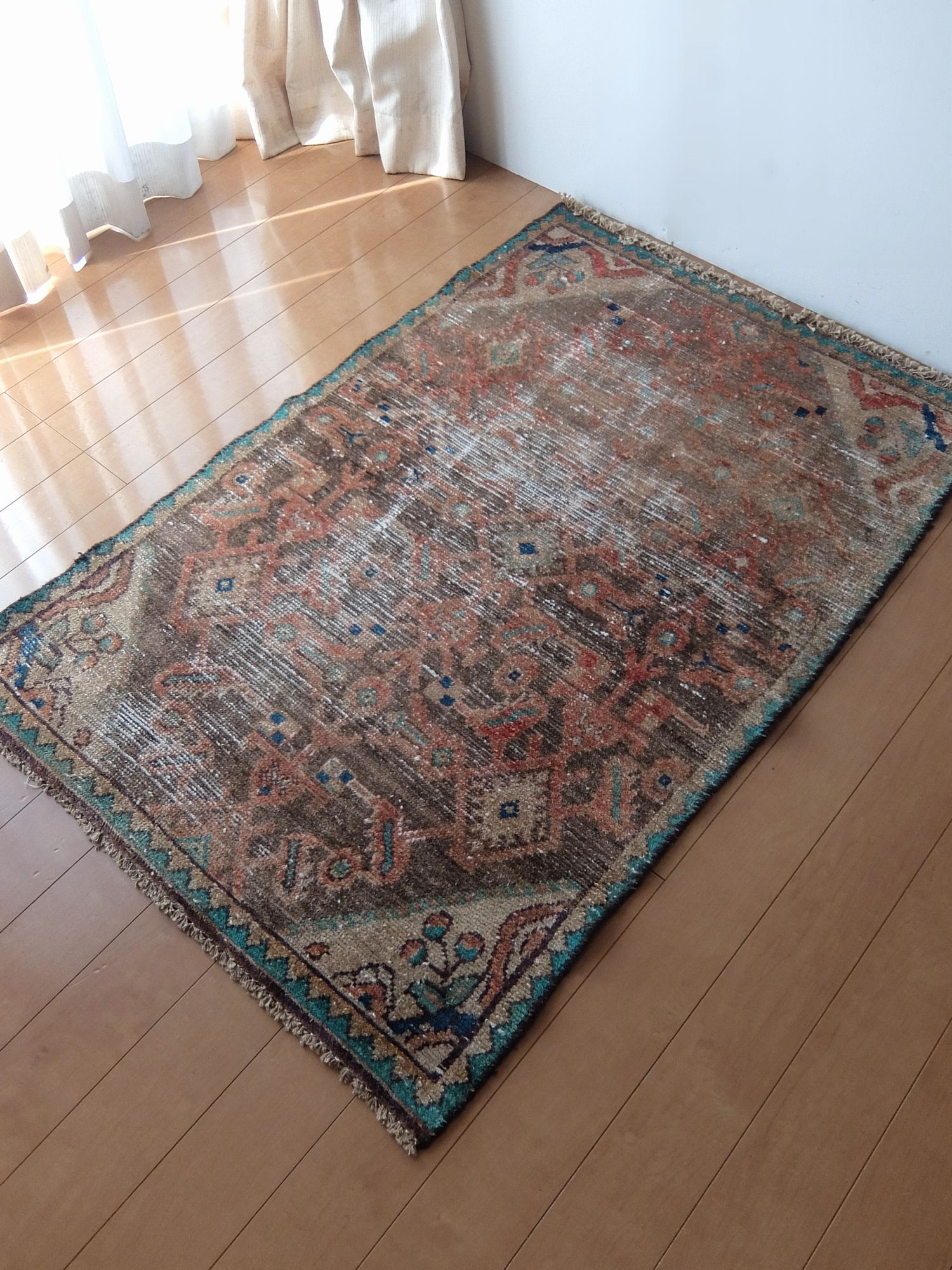 Antique Rug (B0224)