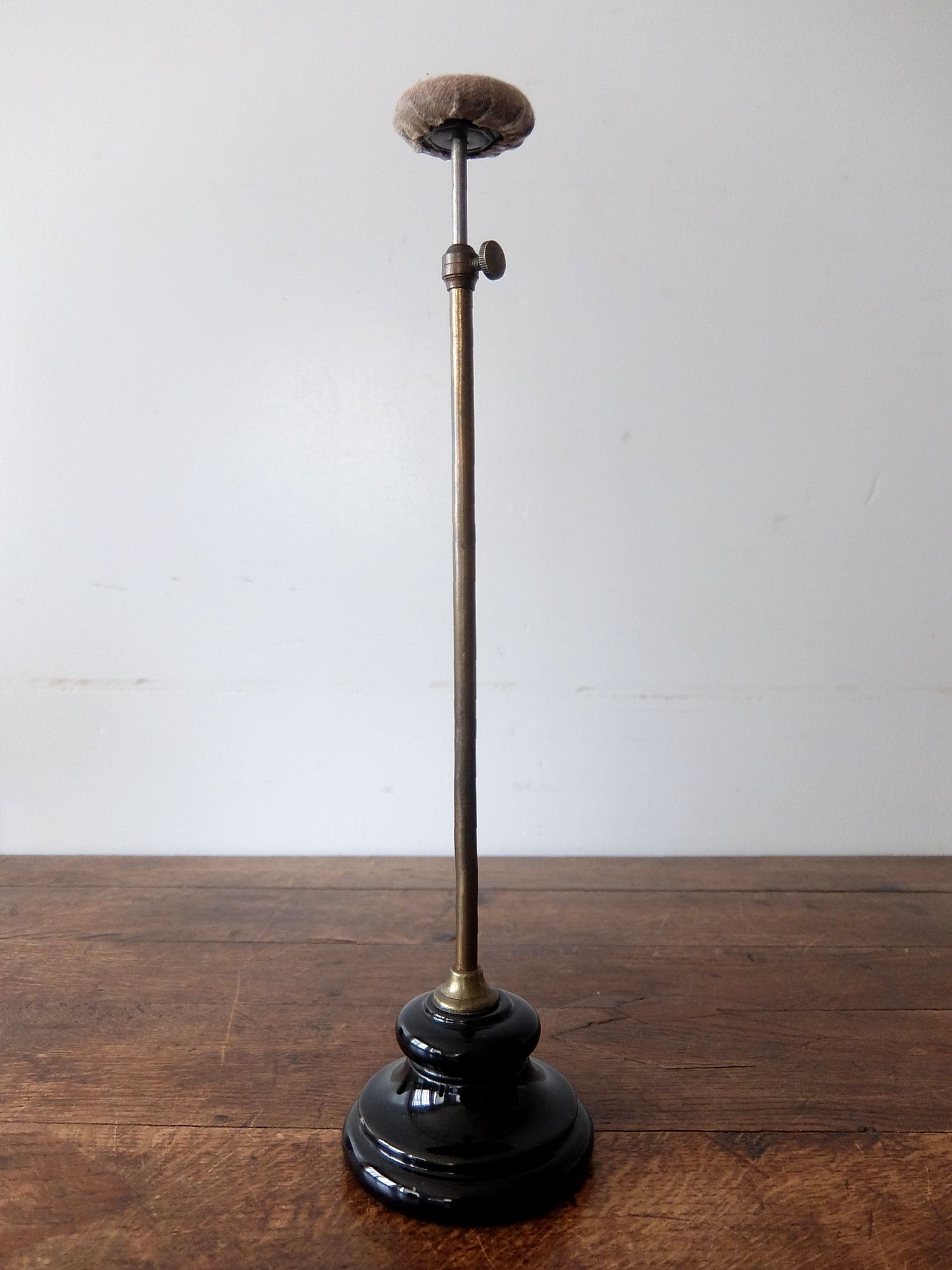 Hat Stand (A0424)