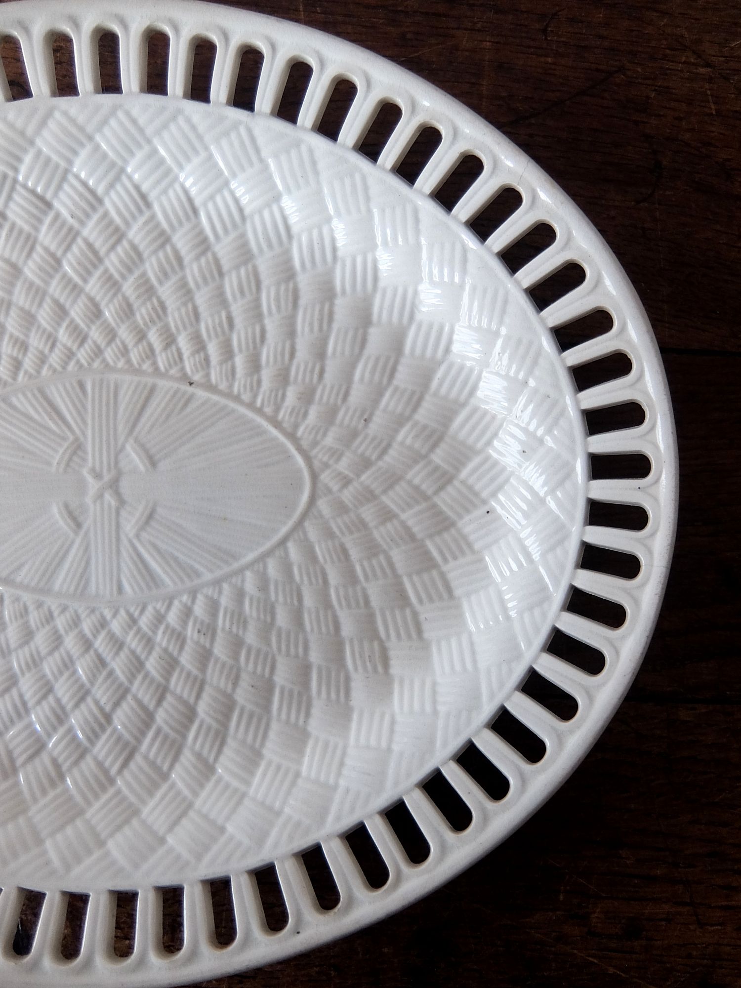 Wedgwood Panier Plate (A0323)