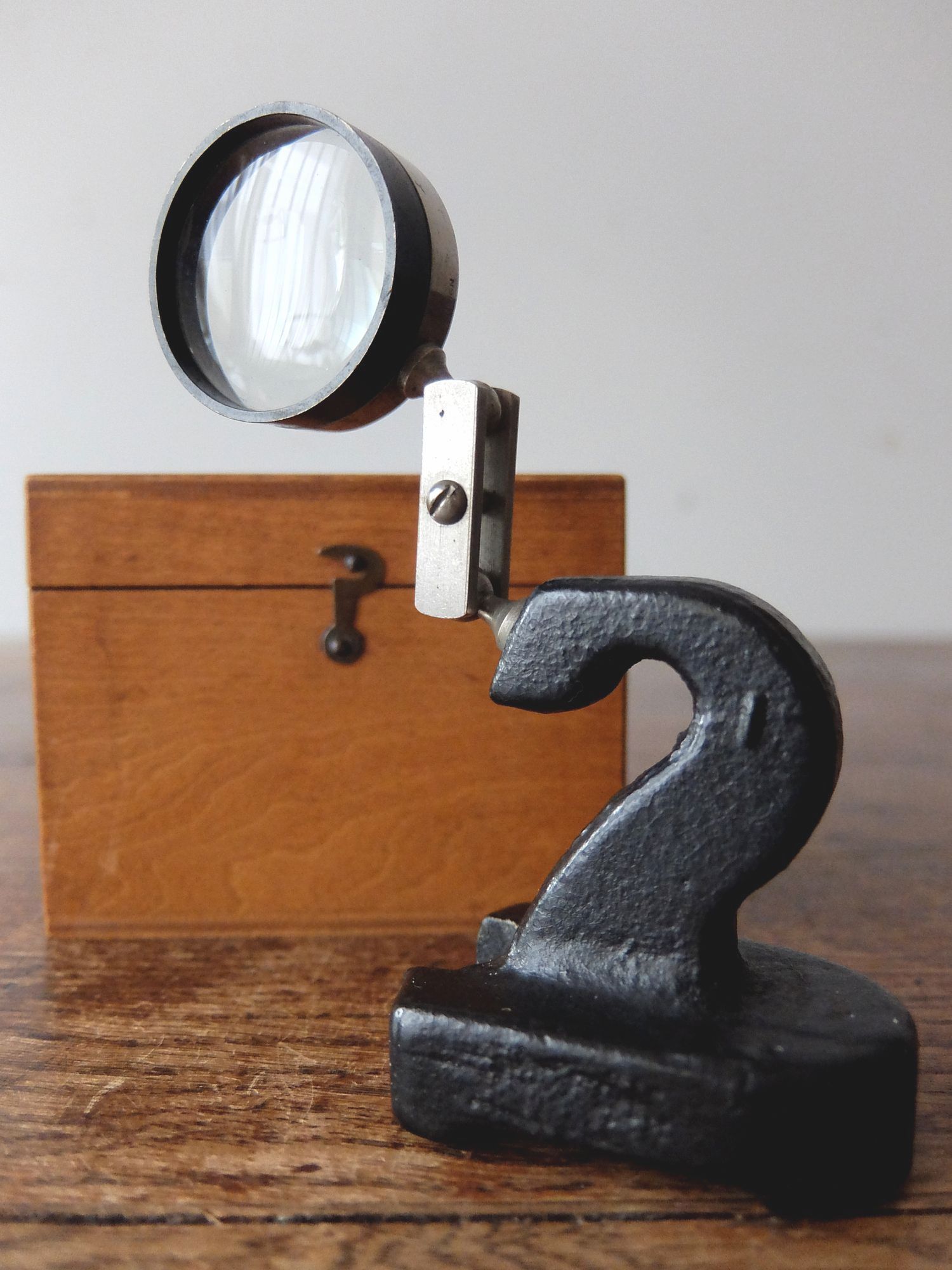 Jeweler's Magnifying Glass with Box (A0519)
