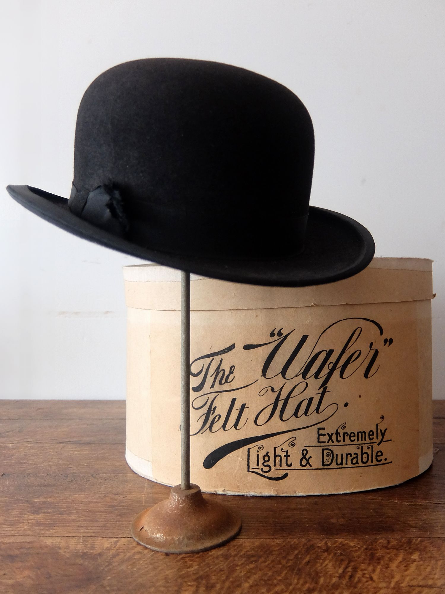 Hat with Box (A0524)