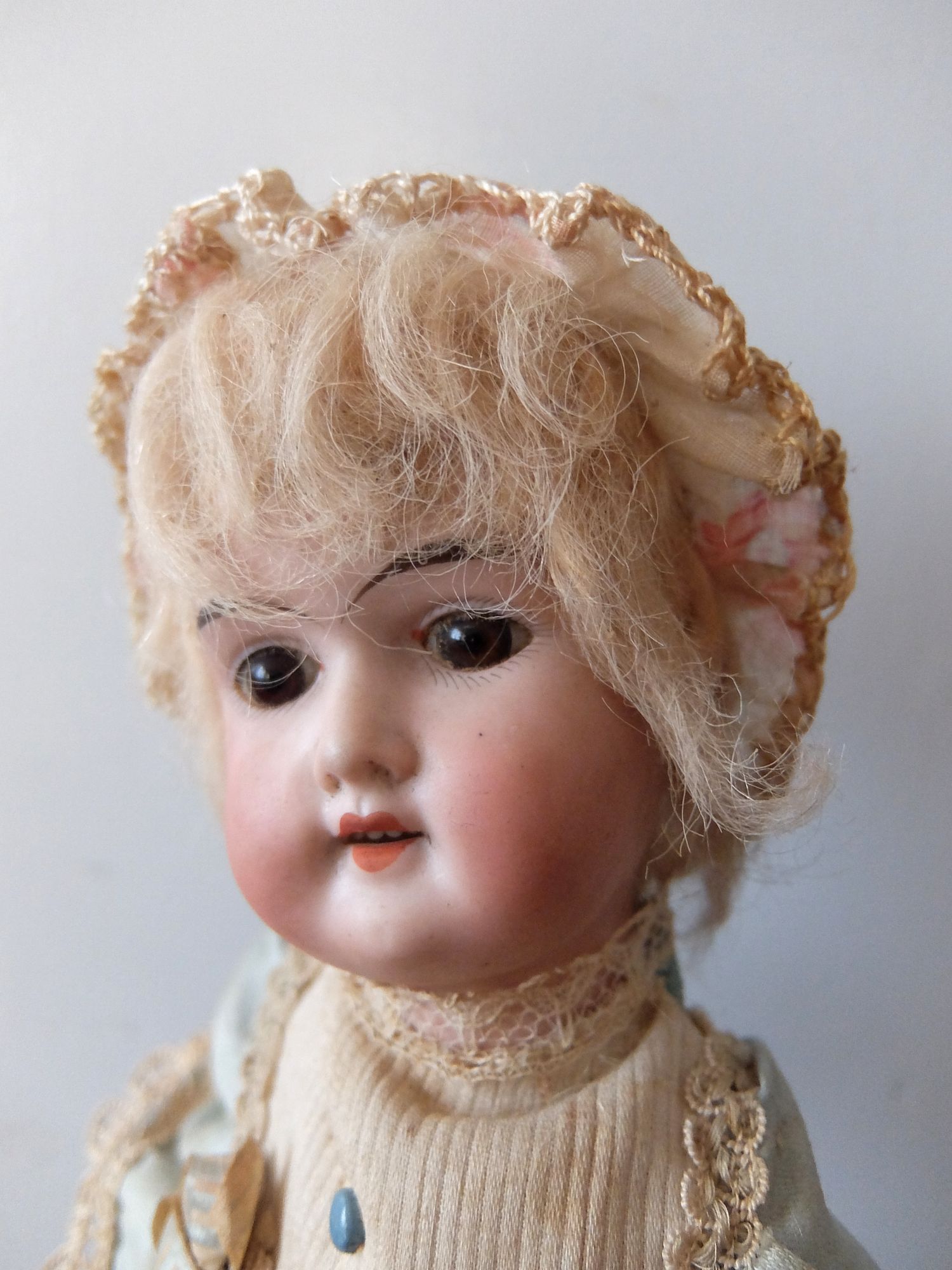 Bisque Doll (C0723)