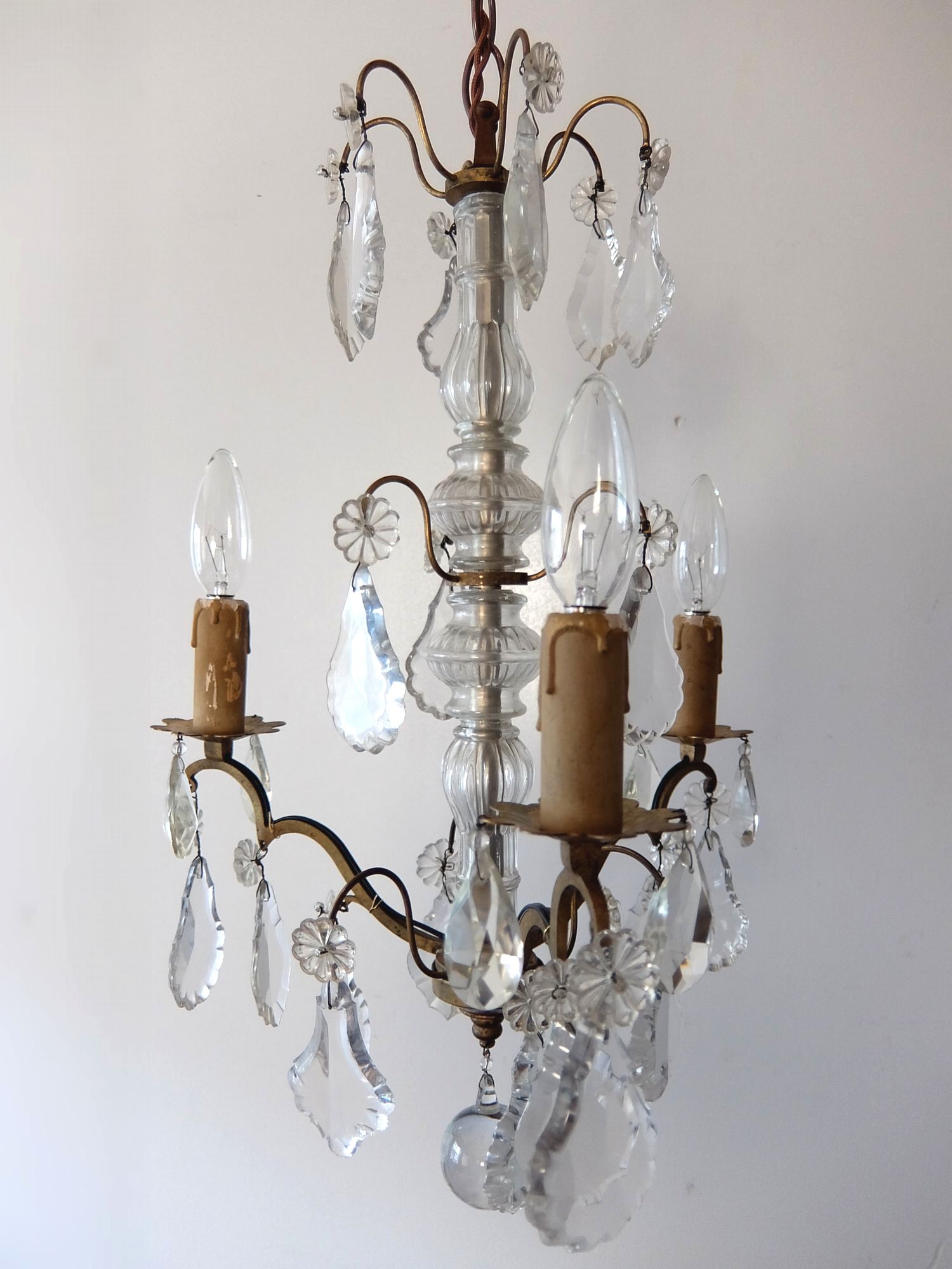 Chandelier (A0920)