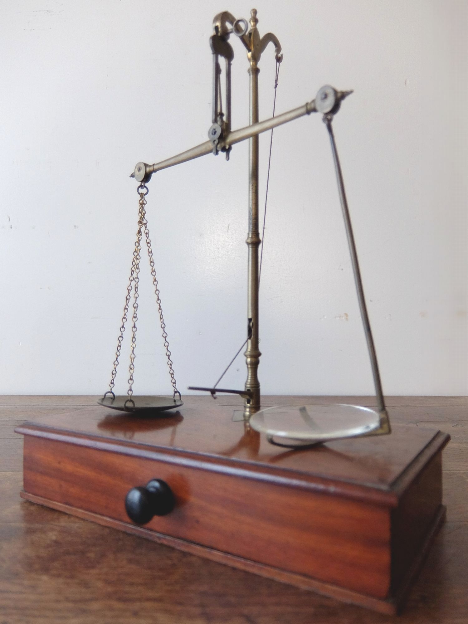 Apothecary Scale (A0919)