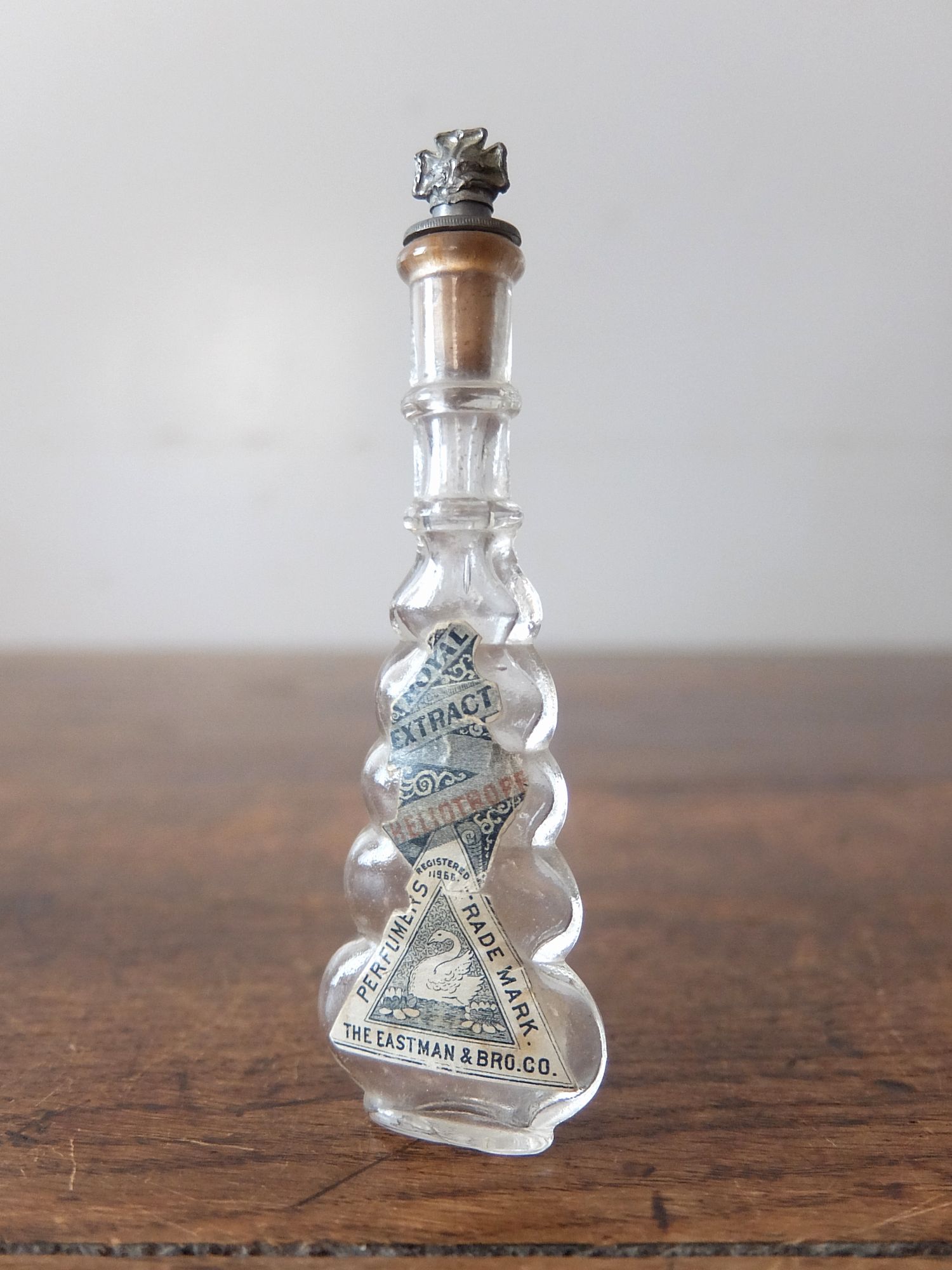 Perfume Bottle (B0726-01)