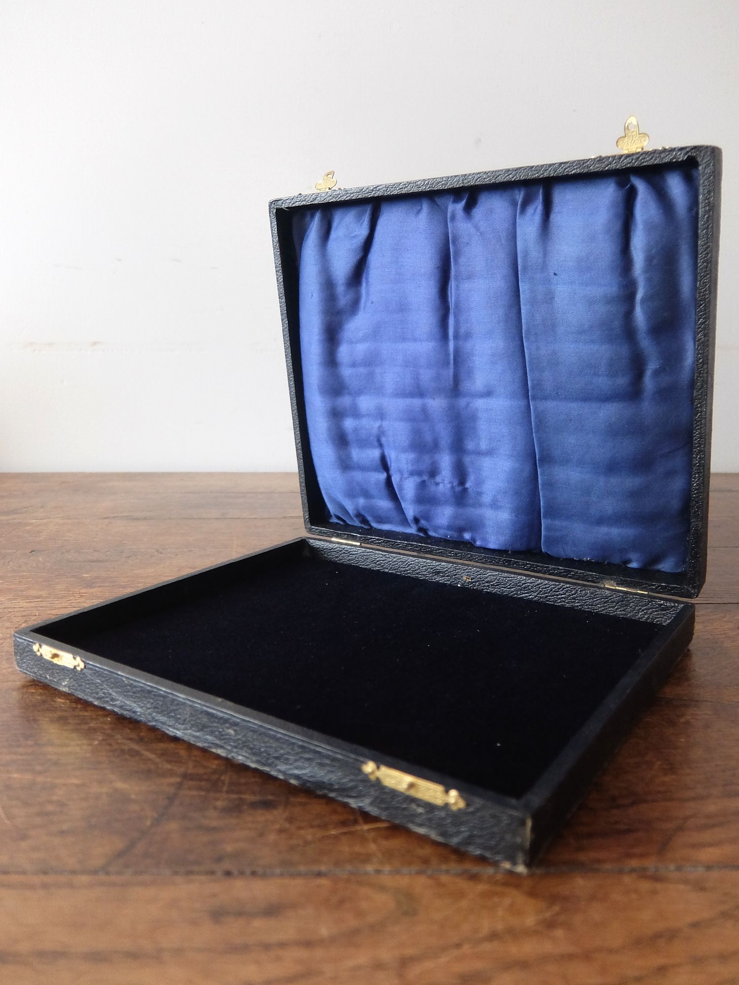 Antique Jewelry Box (A0826-02)
